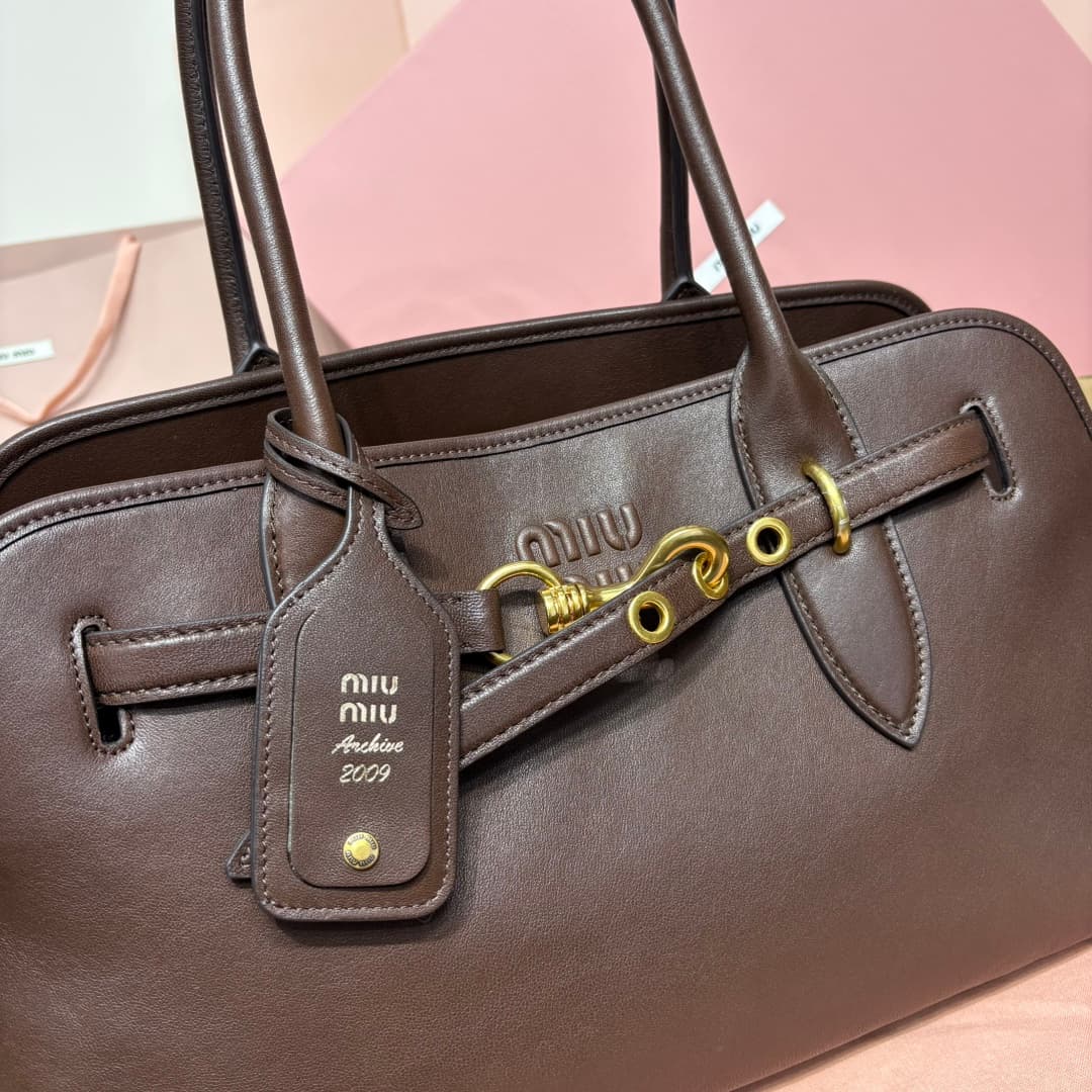 miumiu 谬谬 Gold Large Bag 5BG310