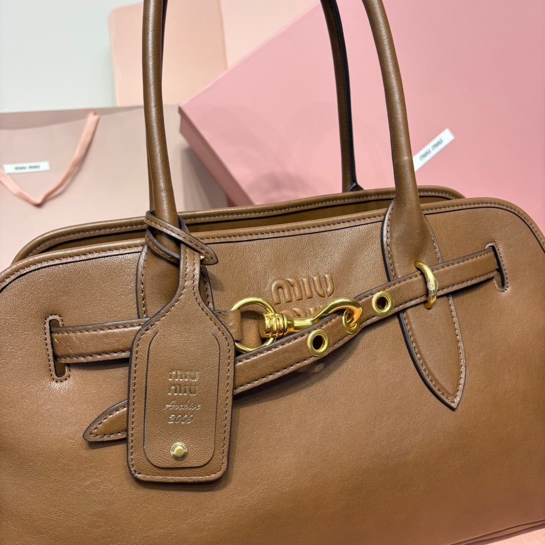 miumiu 谬谬 Gold Large Bag 5BG310