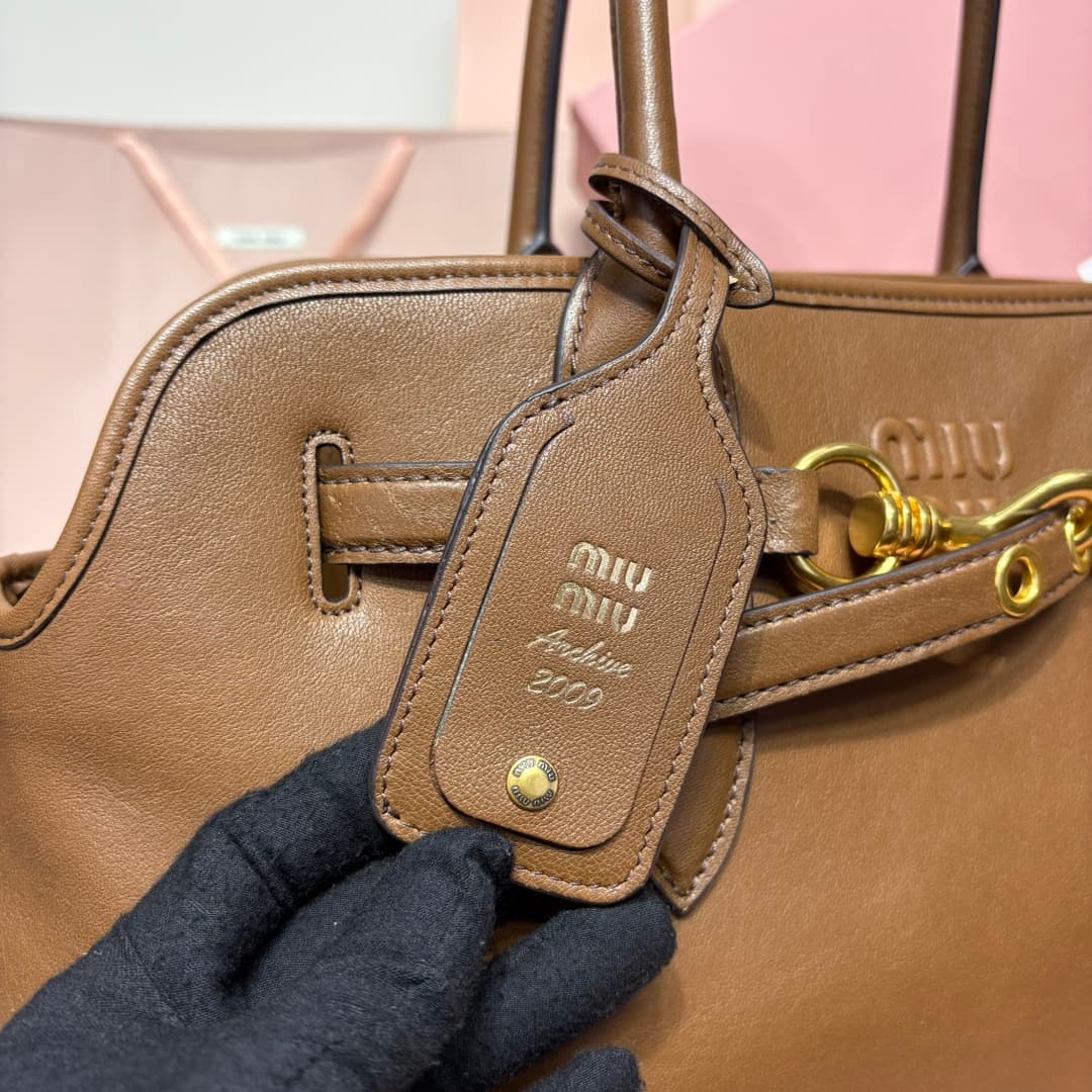 miumiu 谬谬 Gold Large Bag 5BG310