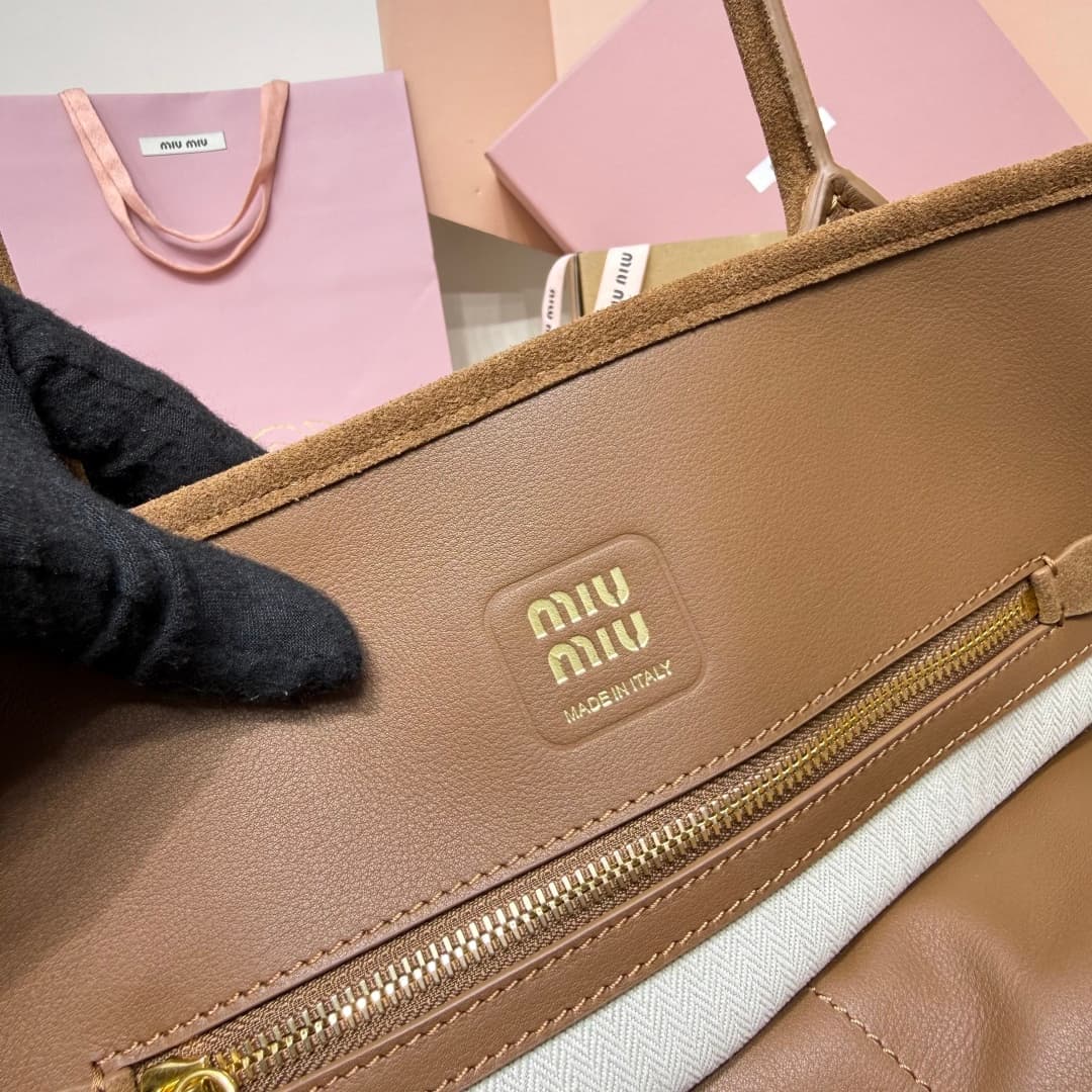 miumiu 谬谬 Gold Large Bag 5BG310