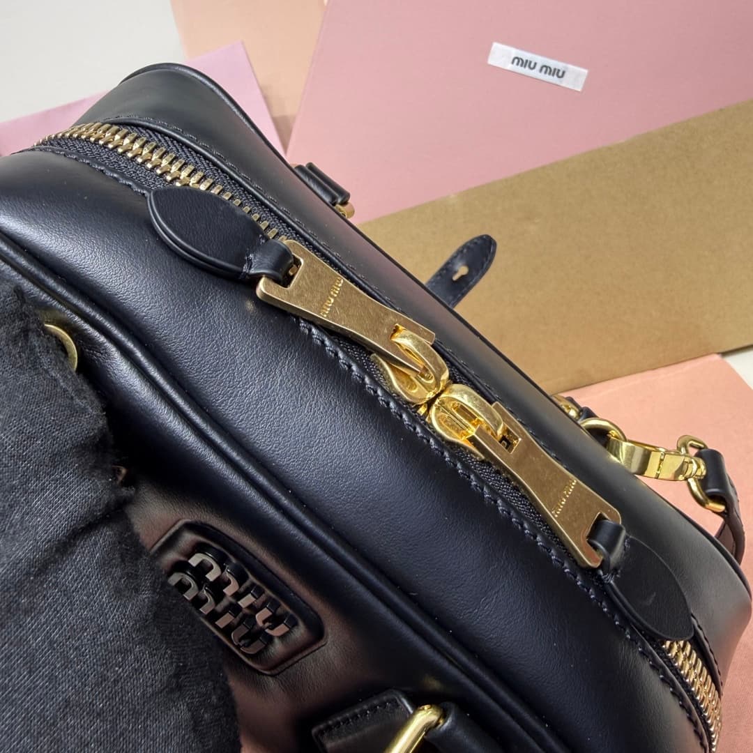 miumiu 谬谬 Black Bag