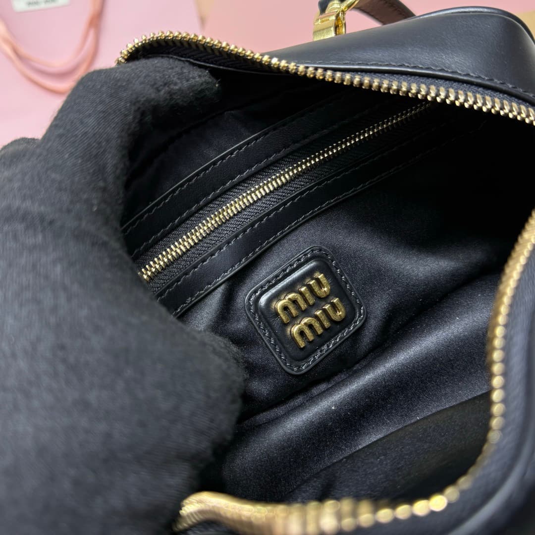 miumiu 谬谬 Black Bag
