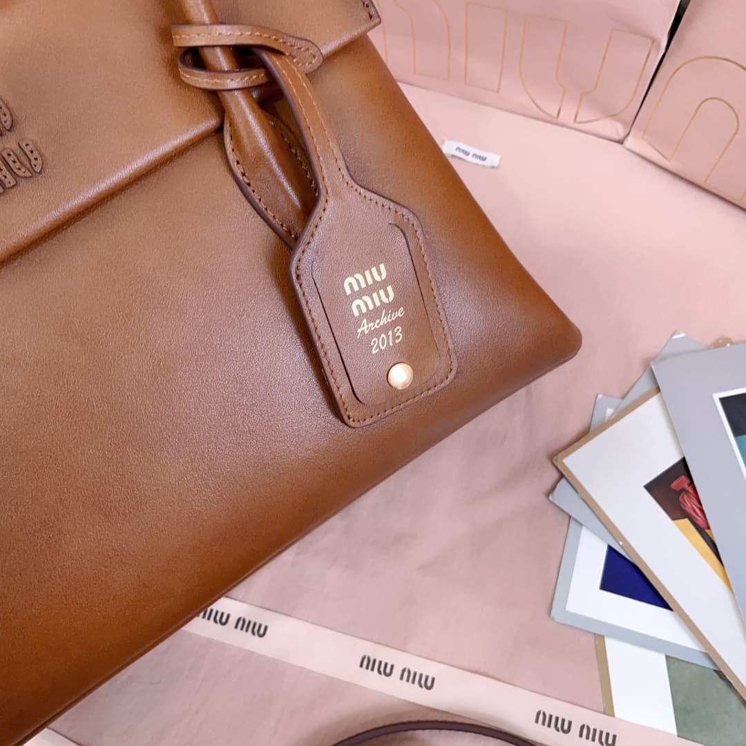 miumiu 谬谬 Product