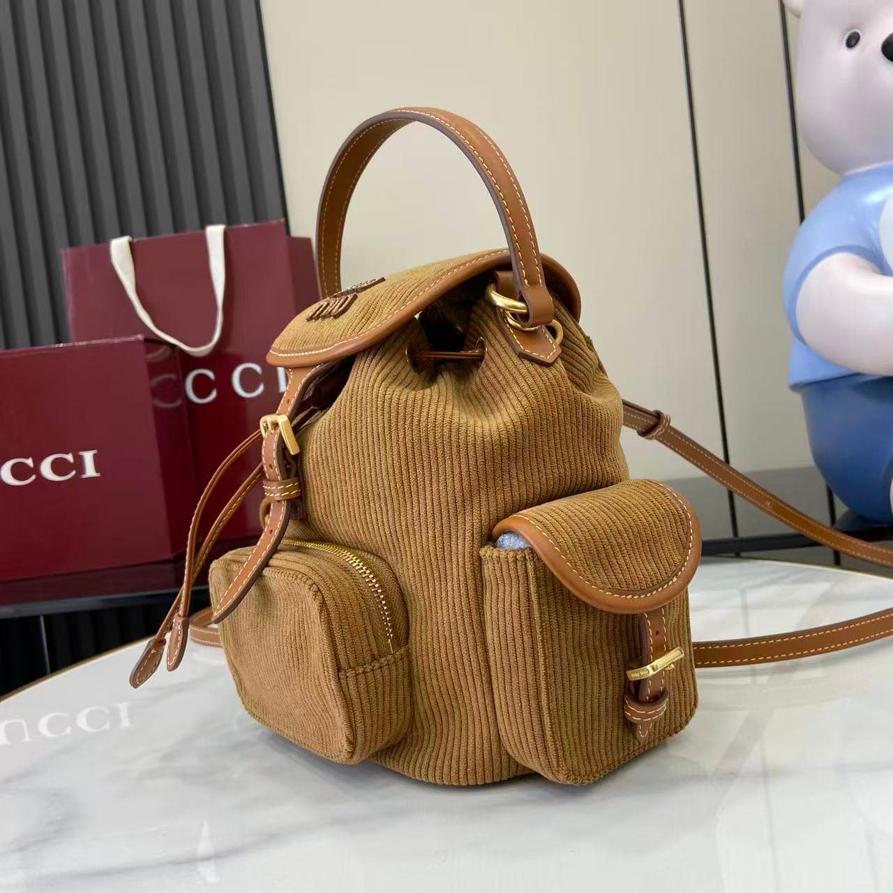 miumiu 谬谬 White Backpack 5BZ043