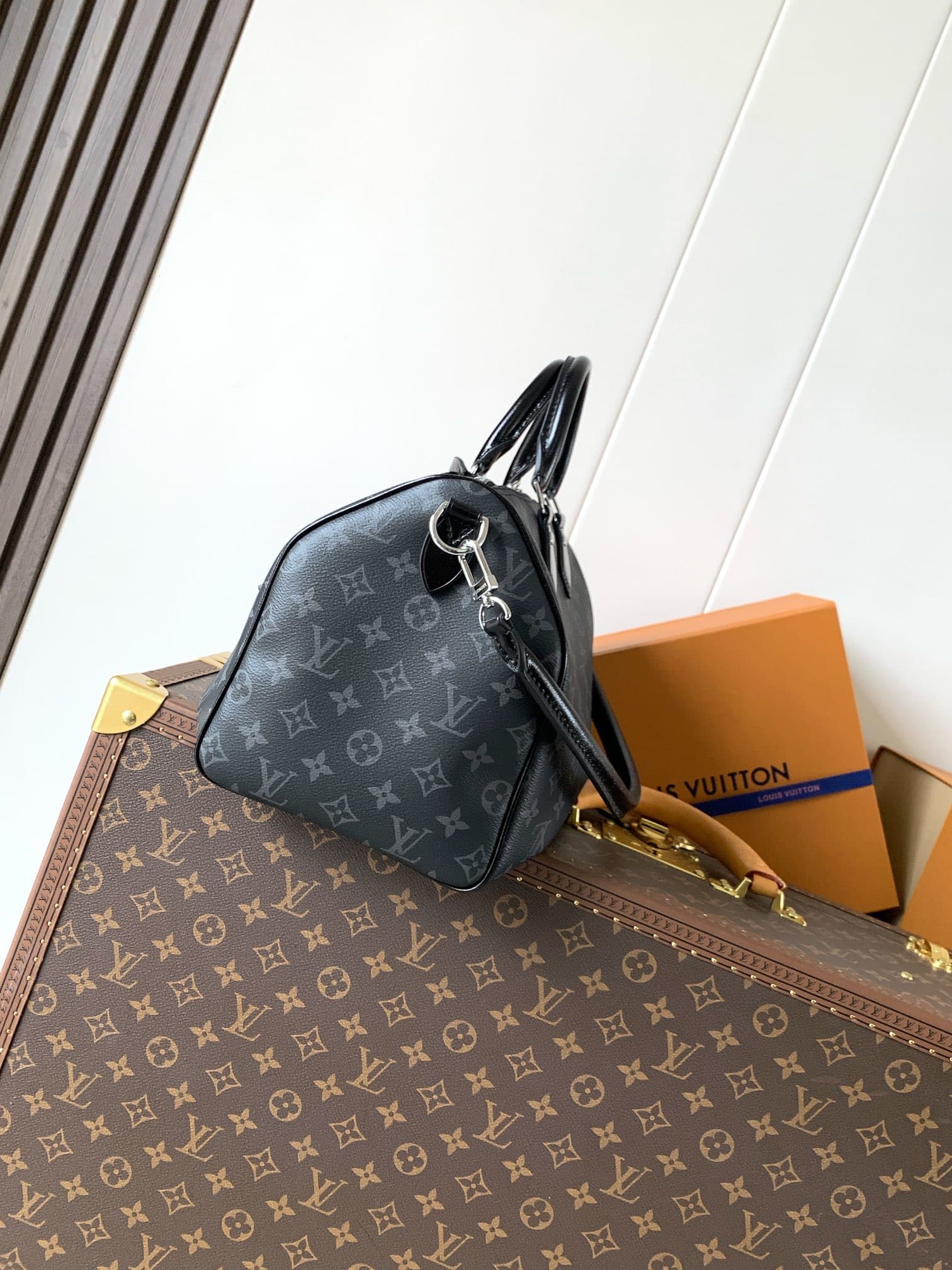 Louis Vuitton Black Wallet M15102