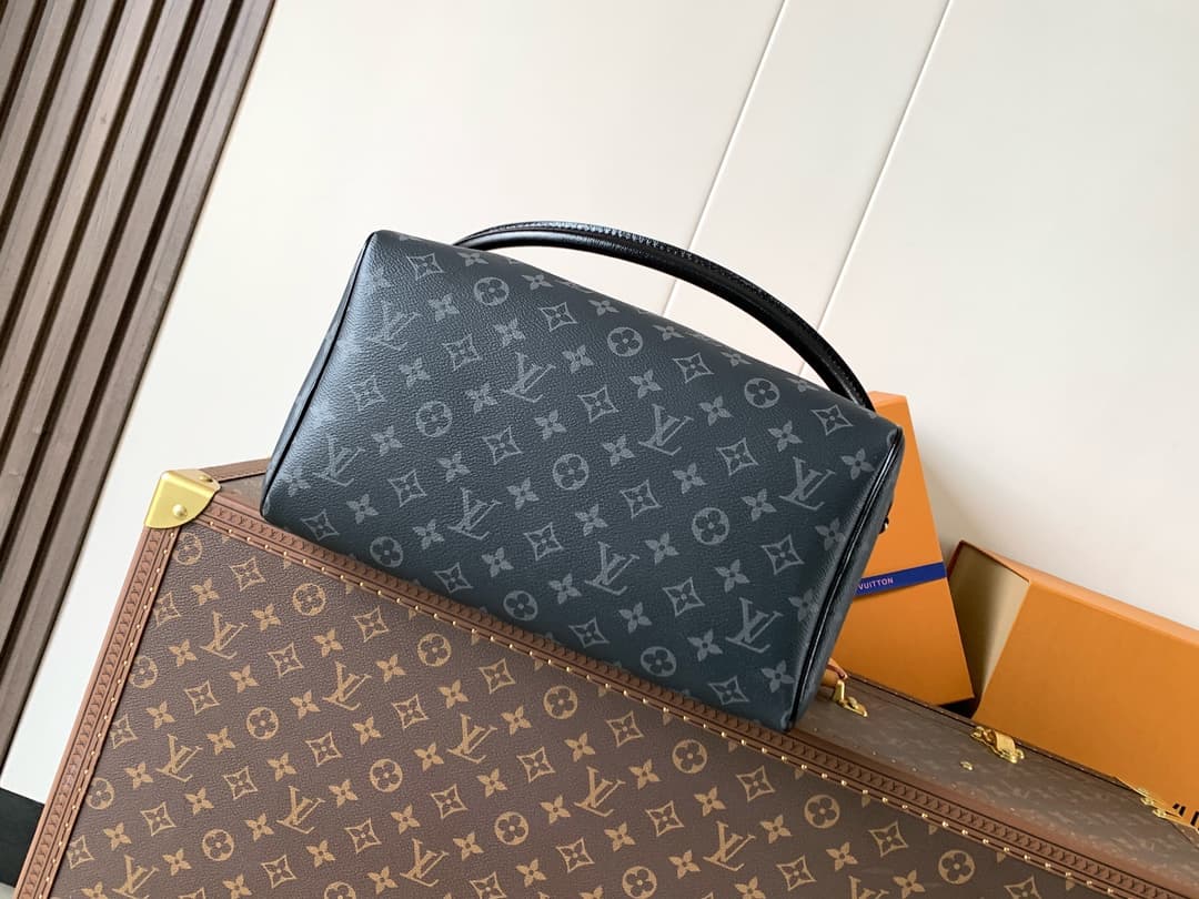 Louis Vuitton Black Wallet M15102
