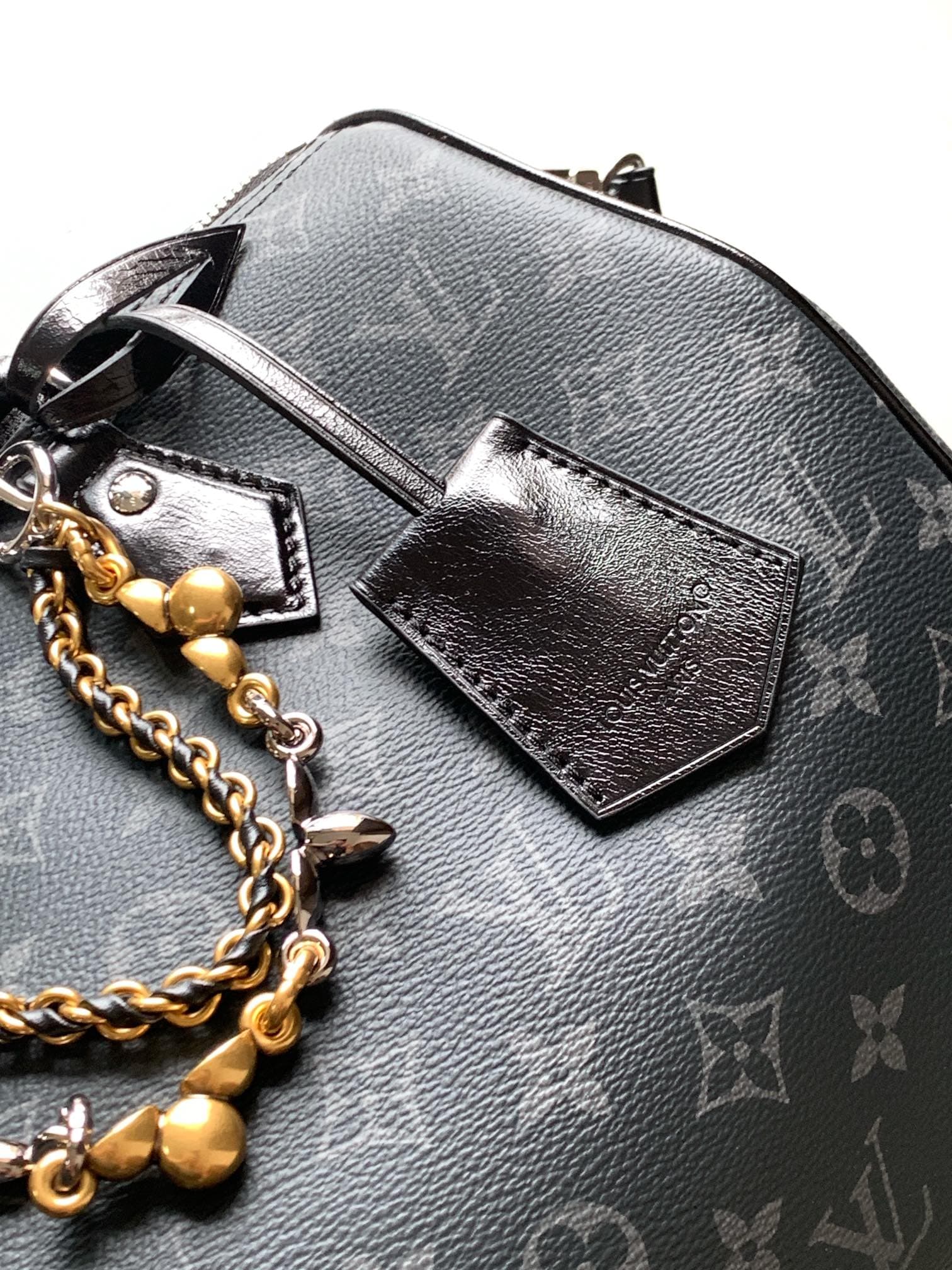 Louis Vuitton Black Wallet M15102