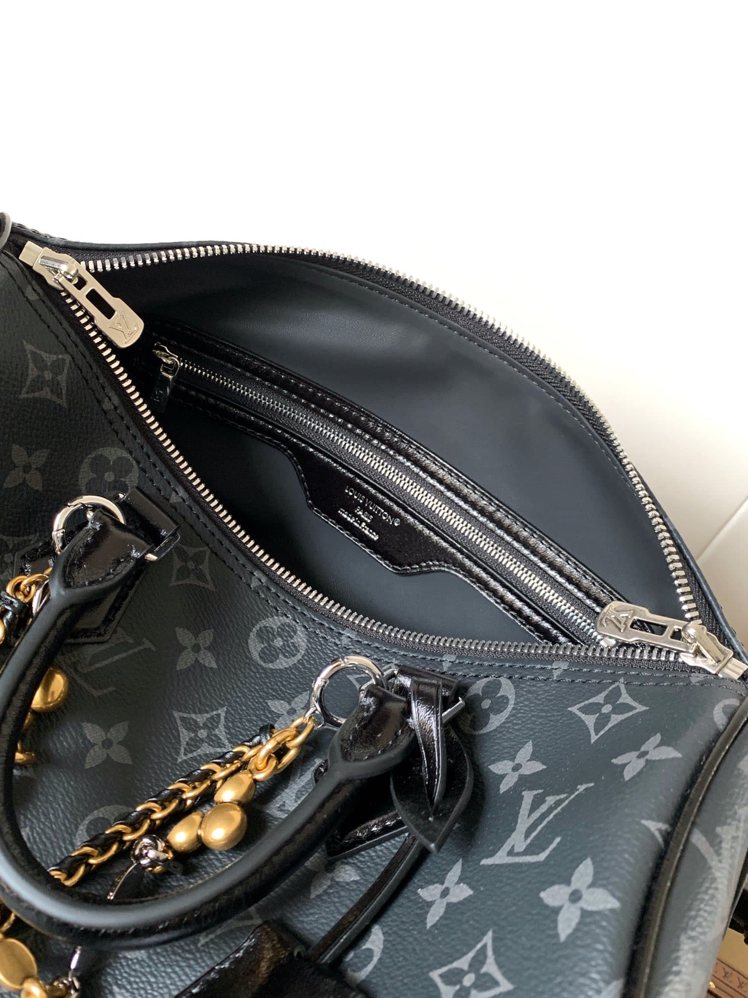 Louis Vuitton Black Wallet M15102