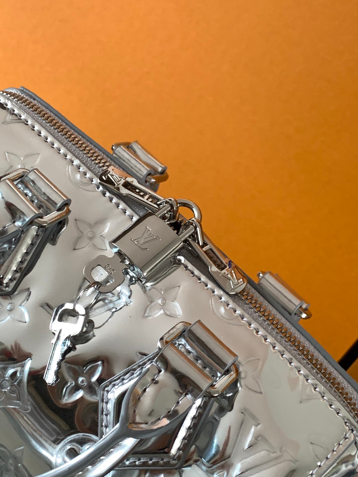 Louis Vuitton Cream Wallet M11987