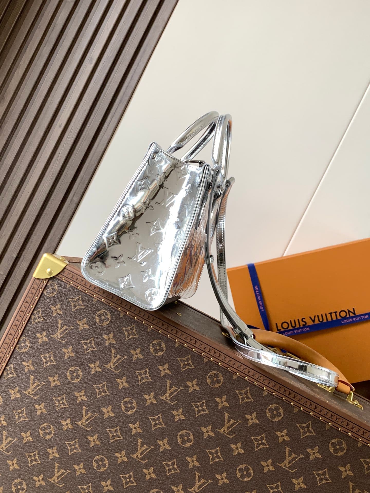Louis Vuitton Red Small Wallet M26373