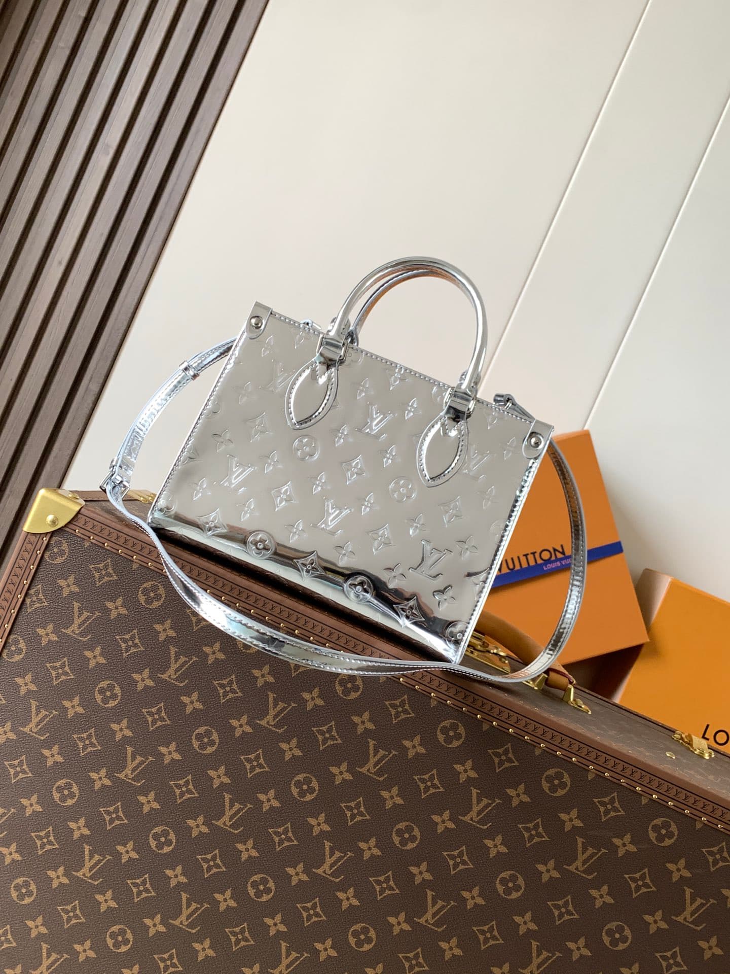 Louis Vuitton Red Small Wallet M26373