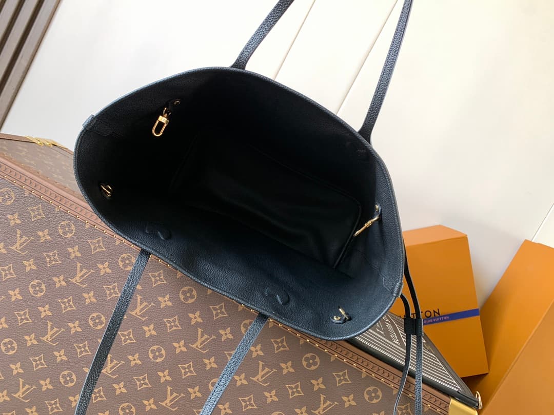 Louis Vuitton Black Medium Backpack M11946