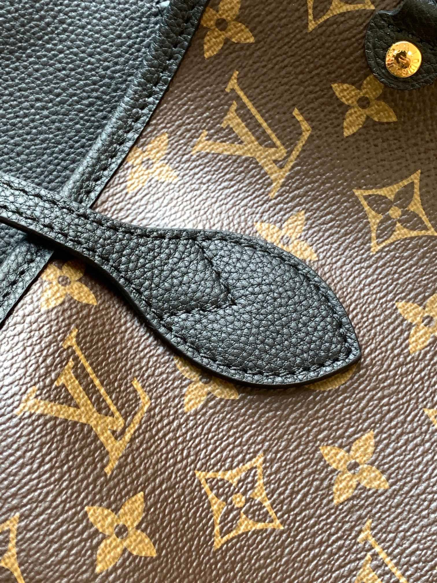 Louis Vuitton Black Medium Backpack M11946