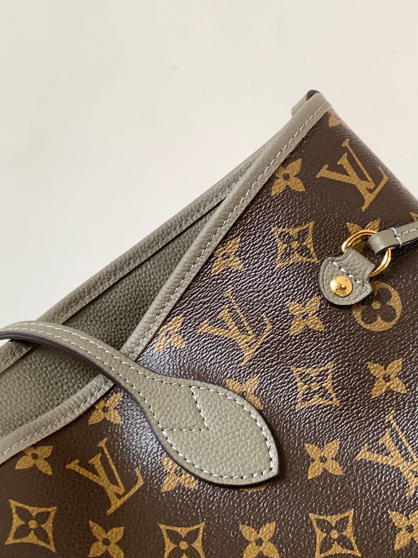 Louis Vuitton Black Medium Backpack M25664