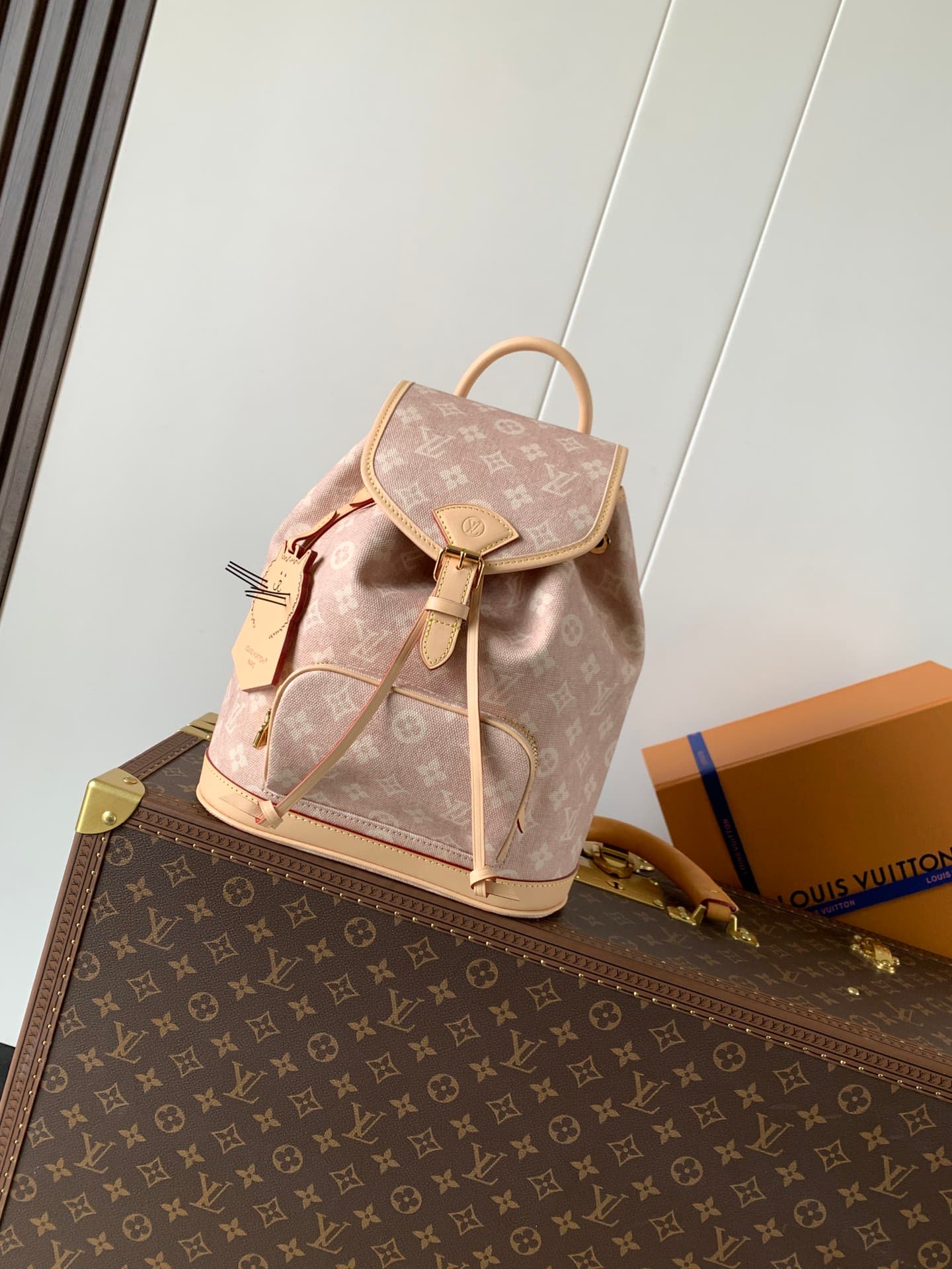 Louis Vuitton Gold Wallet M15135
