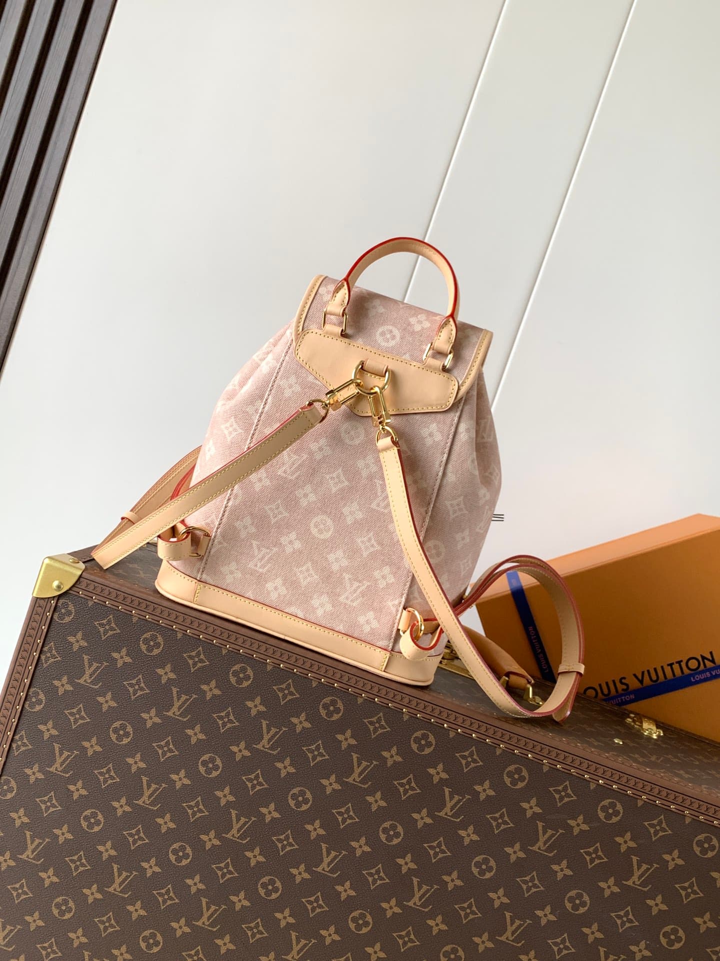 Louis Vuitton Cream Small Wallet M15135