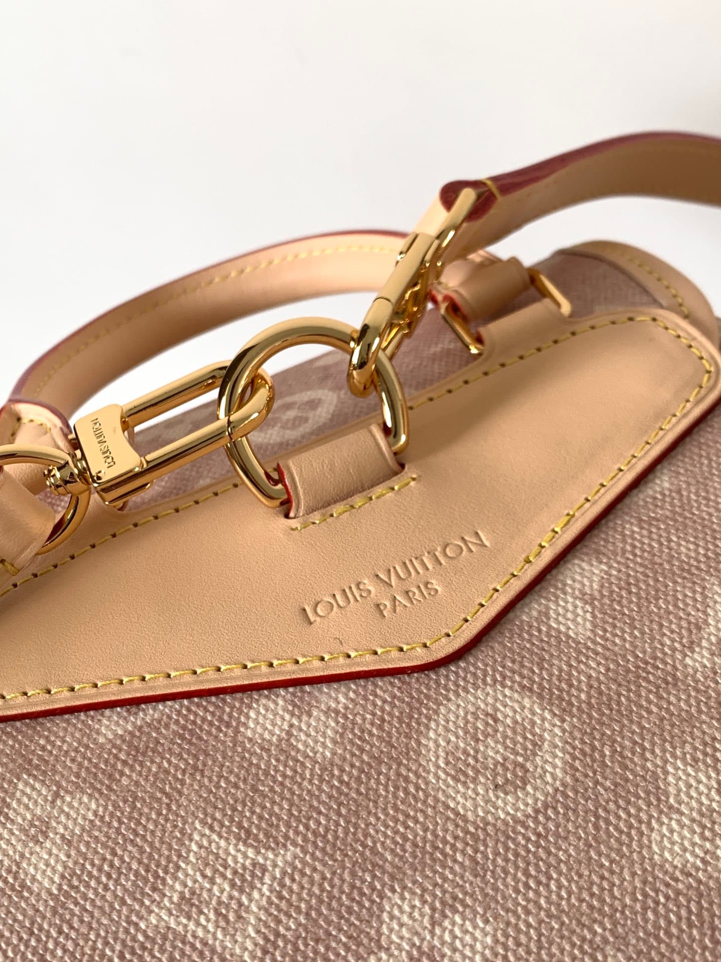 Louis Vuitton Cream Small Wallet M15135