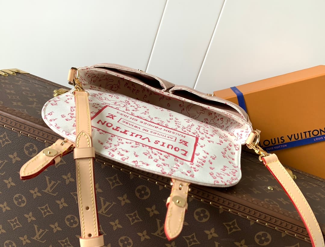 Louis Vuitton Cream Wallet M15134