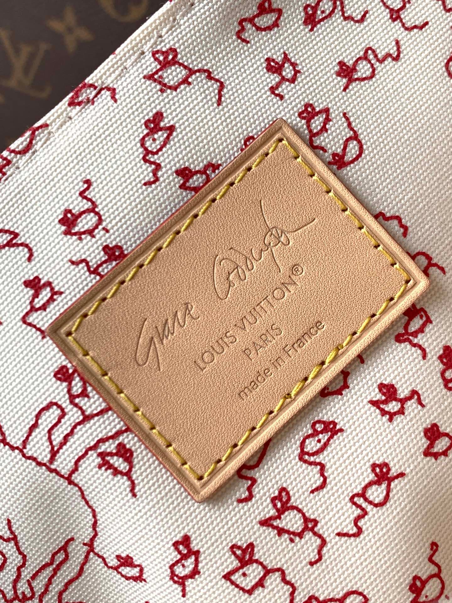 Louis Vuitton Cream Wallet M15134