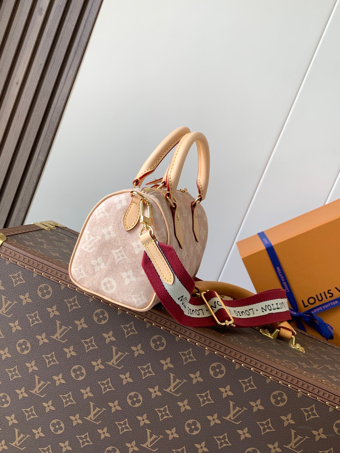 Louis Vuitton Cream Wallet M15151