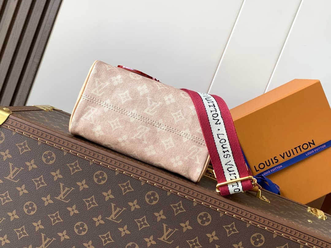 Louis Vuitton Cream Wallet M15151
