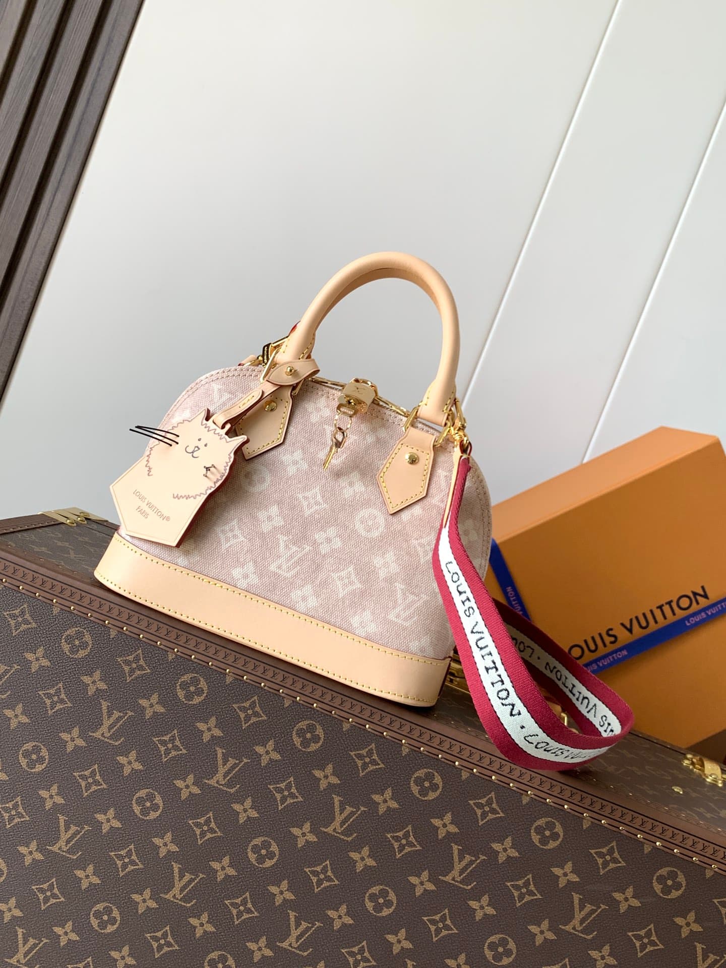 Louis Vuitton Gold Wallet M25728