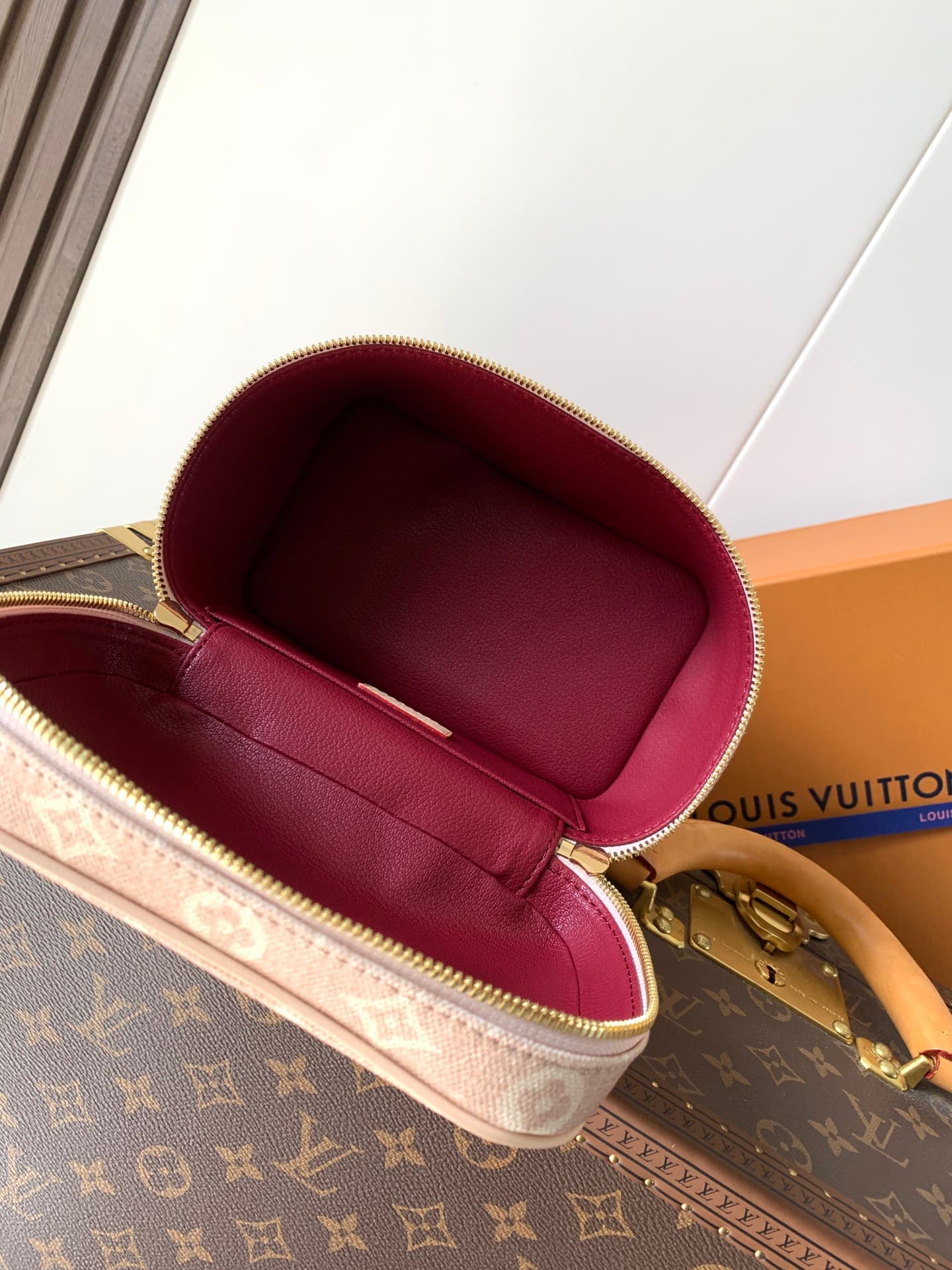 Louis Vuitton Cream Mini Bag M15170