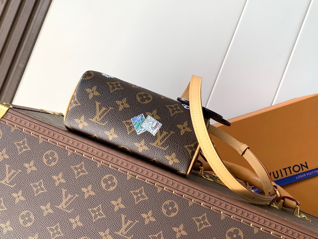 Louis Vuitton Cream Wallet M15330