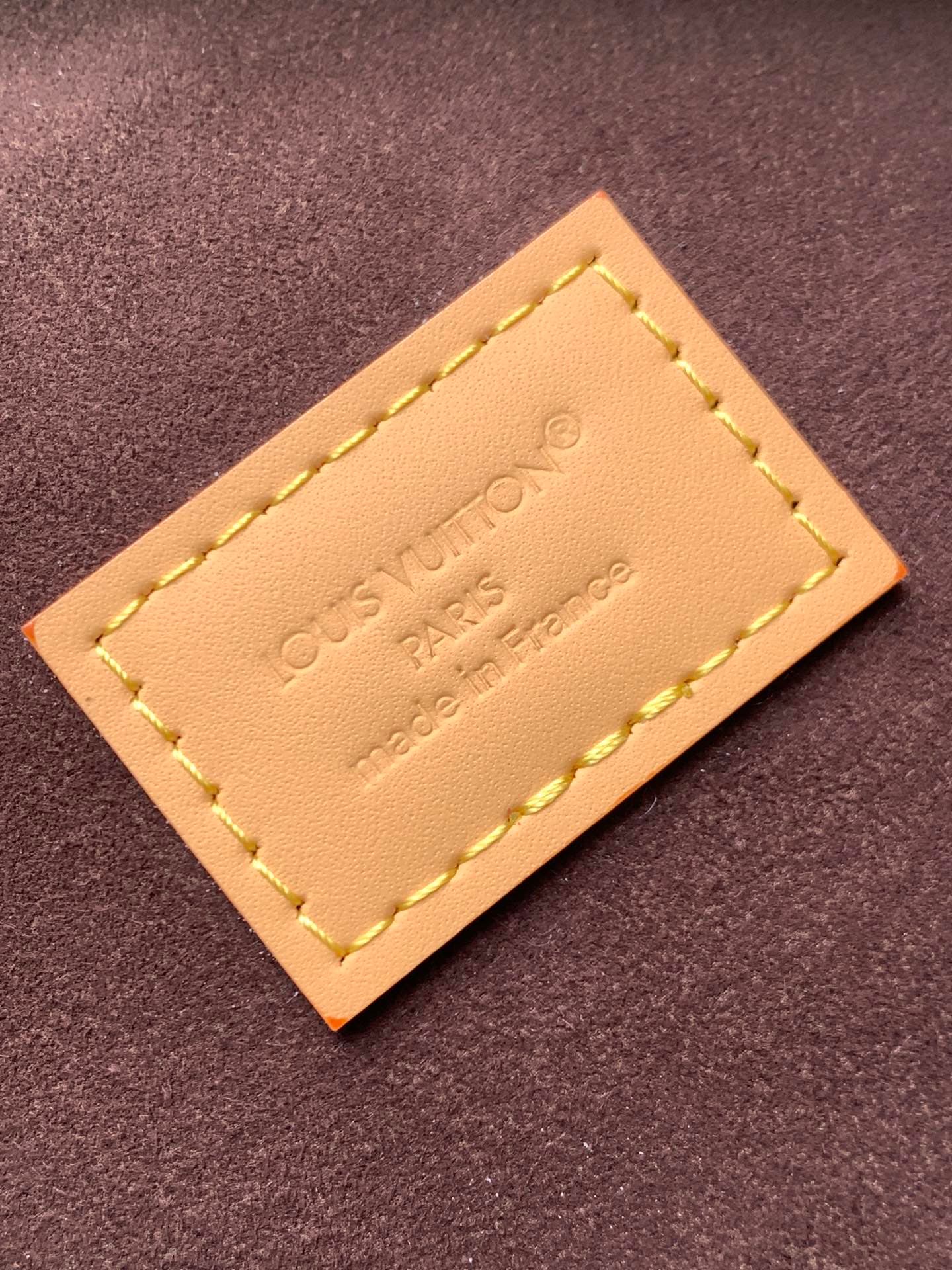Louis Vuitton Cream Wallet M26191