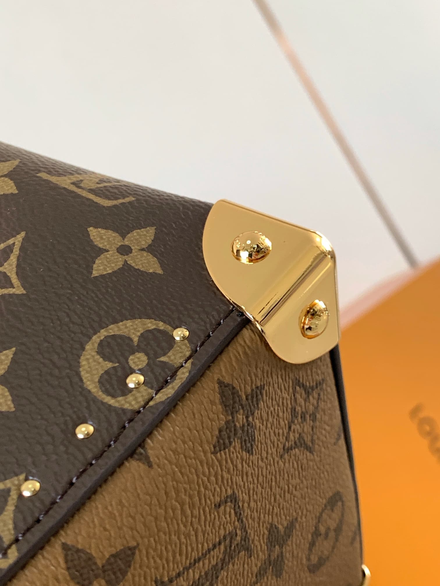 Louis Vuitton Red Wallet M26181