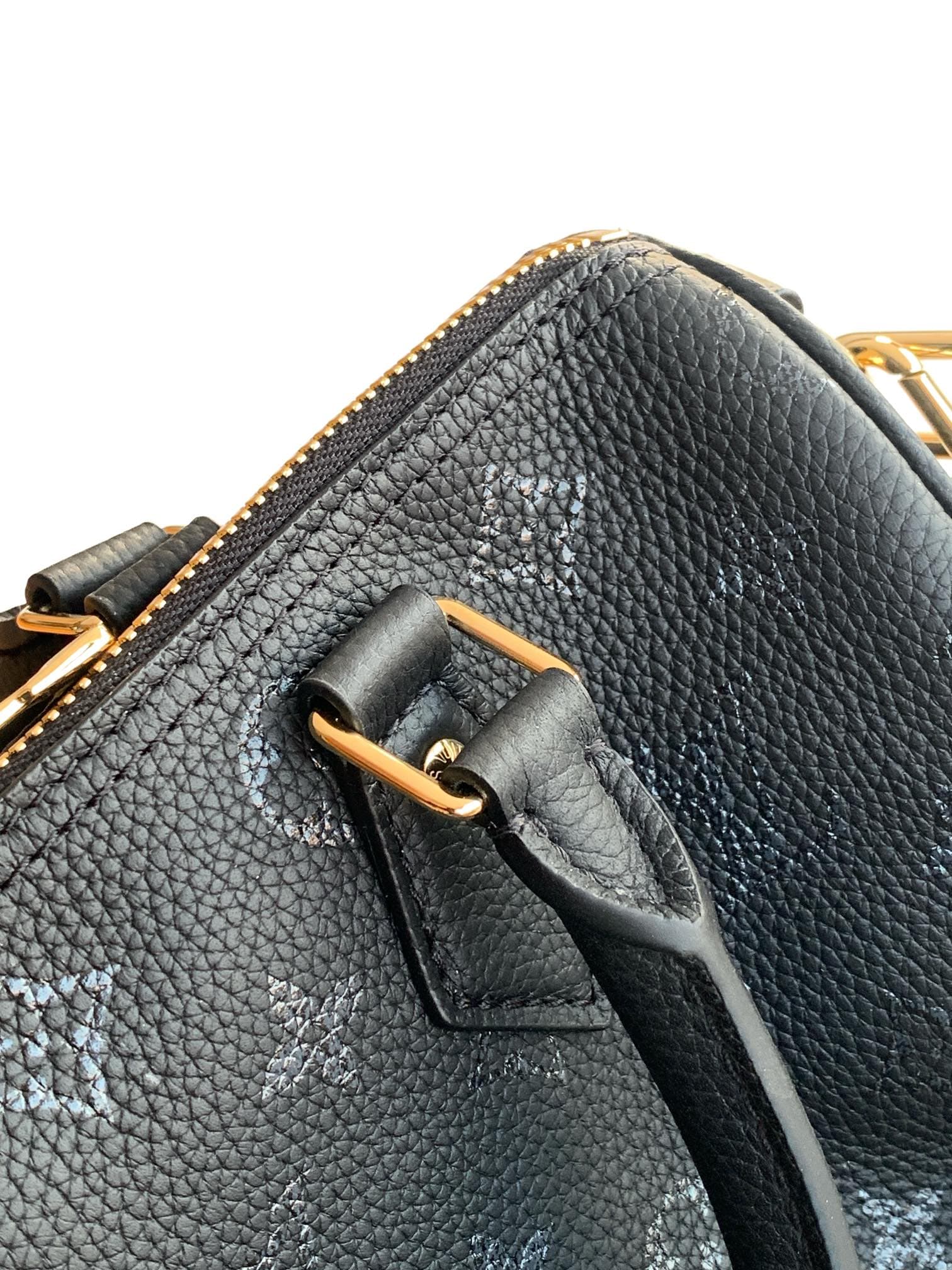 Louis Vuitton Cream Wallet M26486