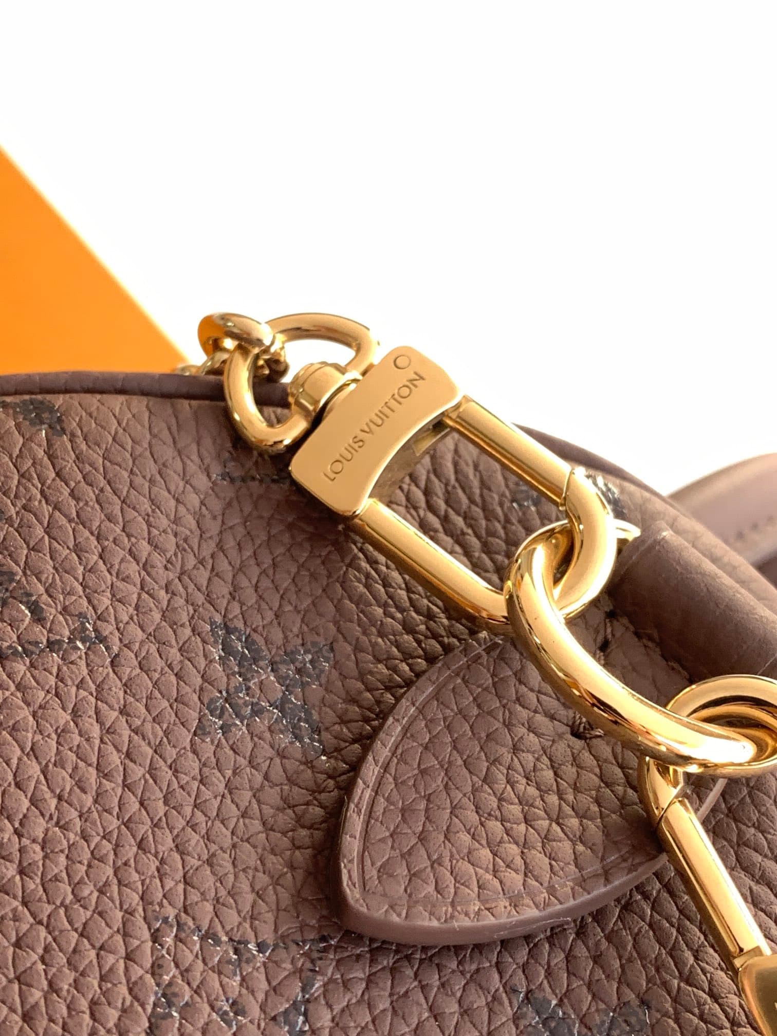 Louis Vuitton Cream Wallet M26691
