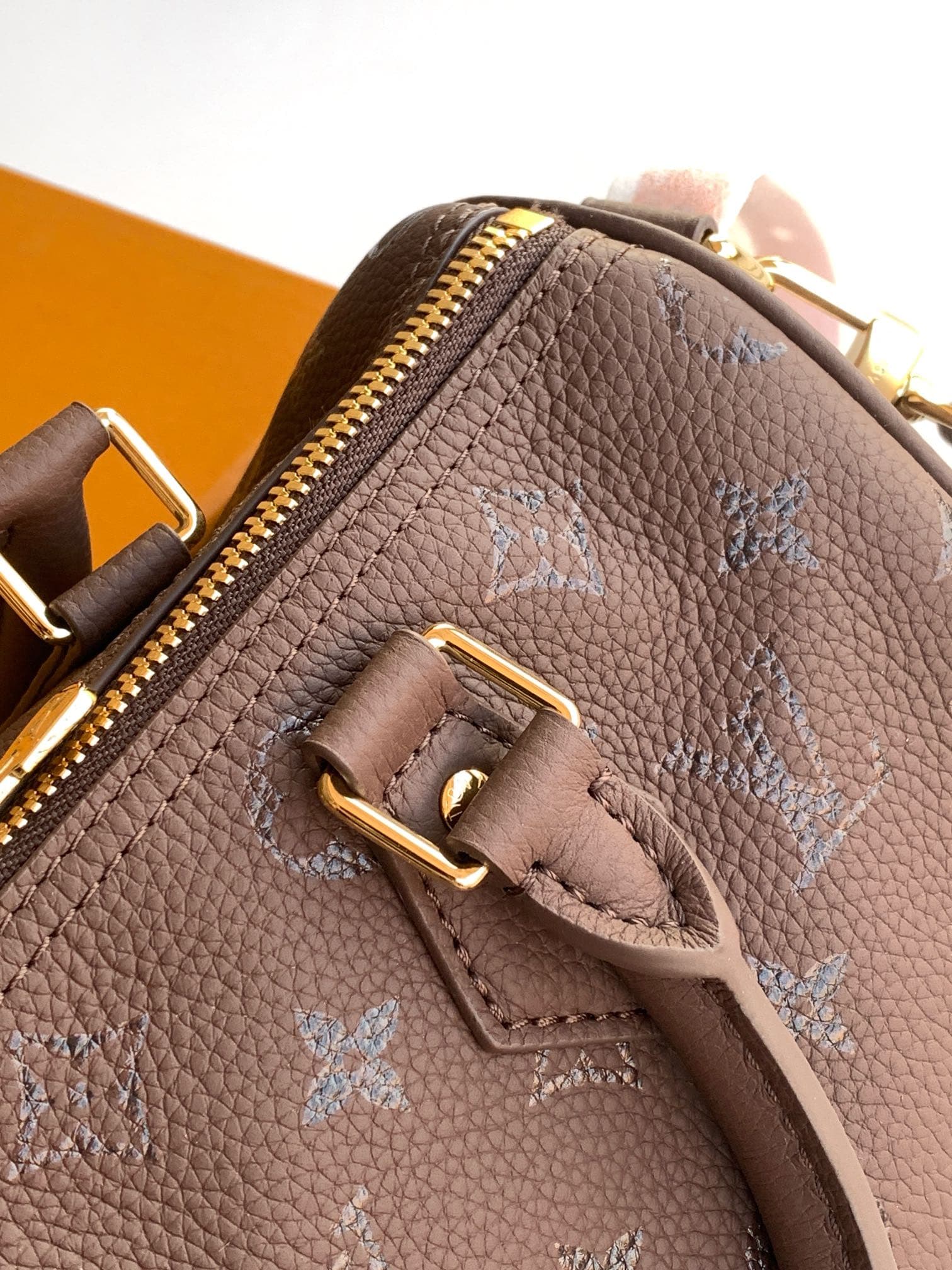Louis Vuitton Cream Wallet M26691