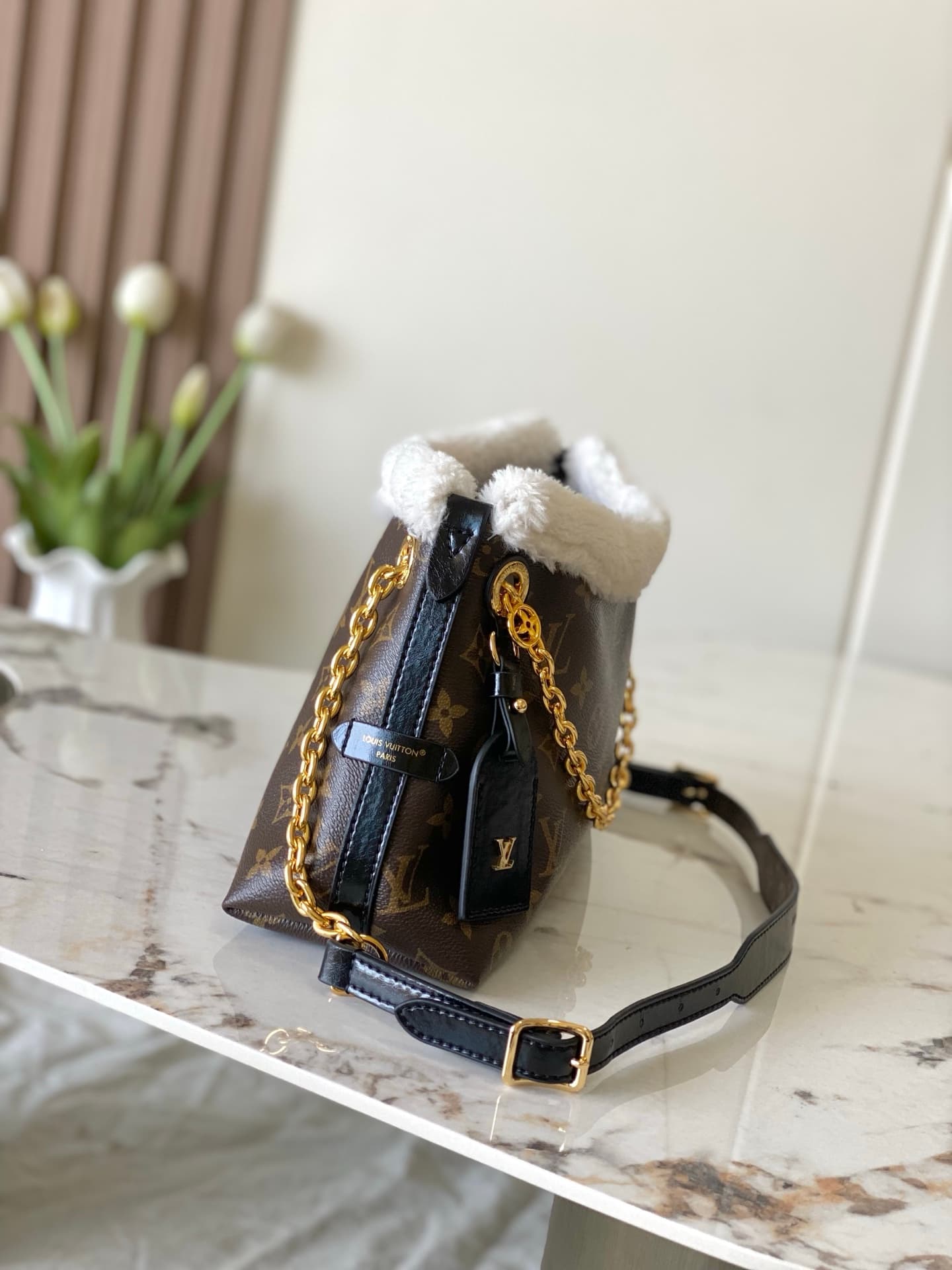 Louis Vuitton Cream Product 26568