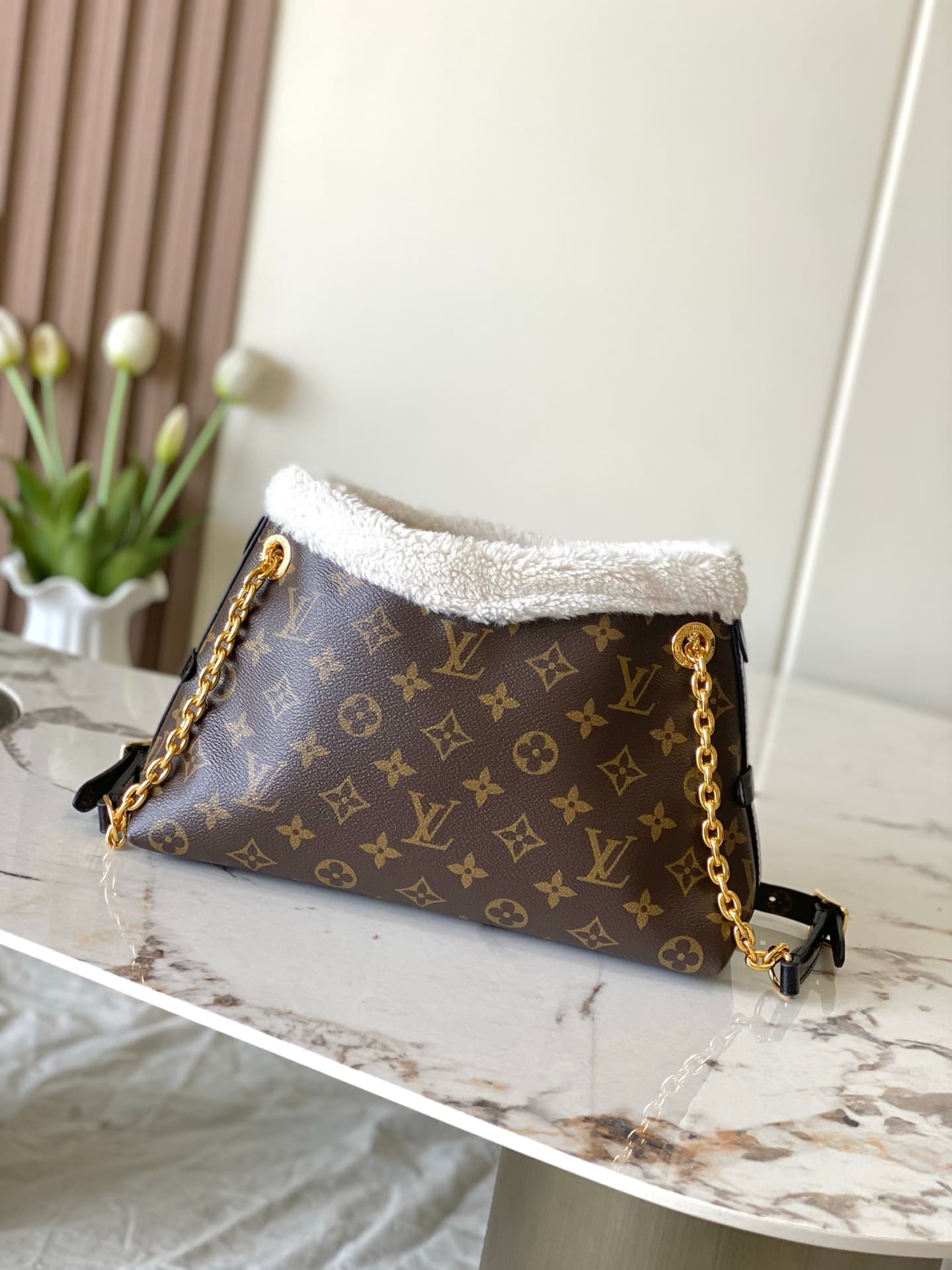 Louis Vuitton Cream Product 26568