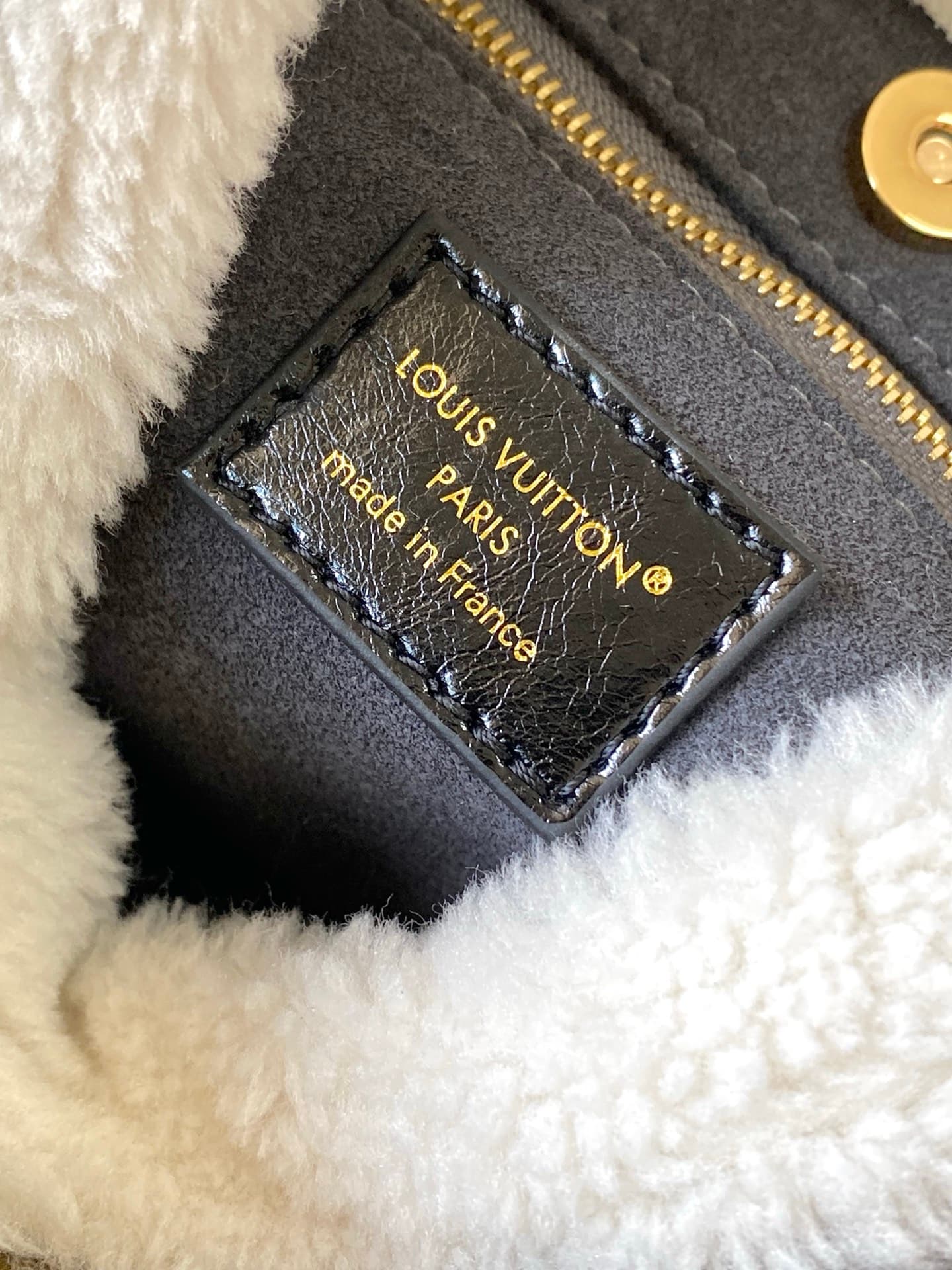 Louis Vuitton Cream Product 26568