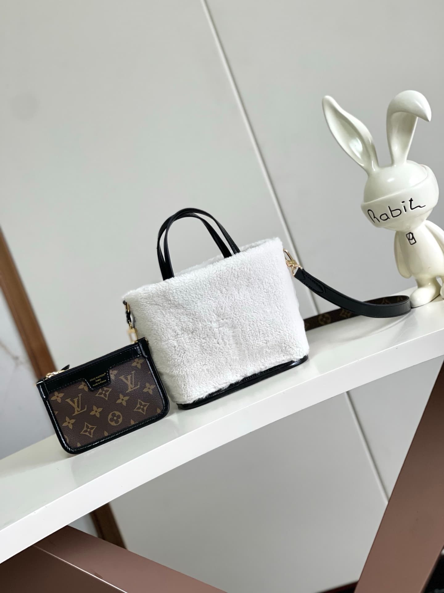 Louis Vuitton Gold Crossbody Bag M26315