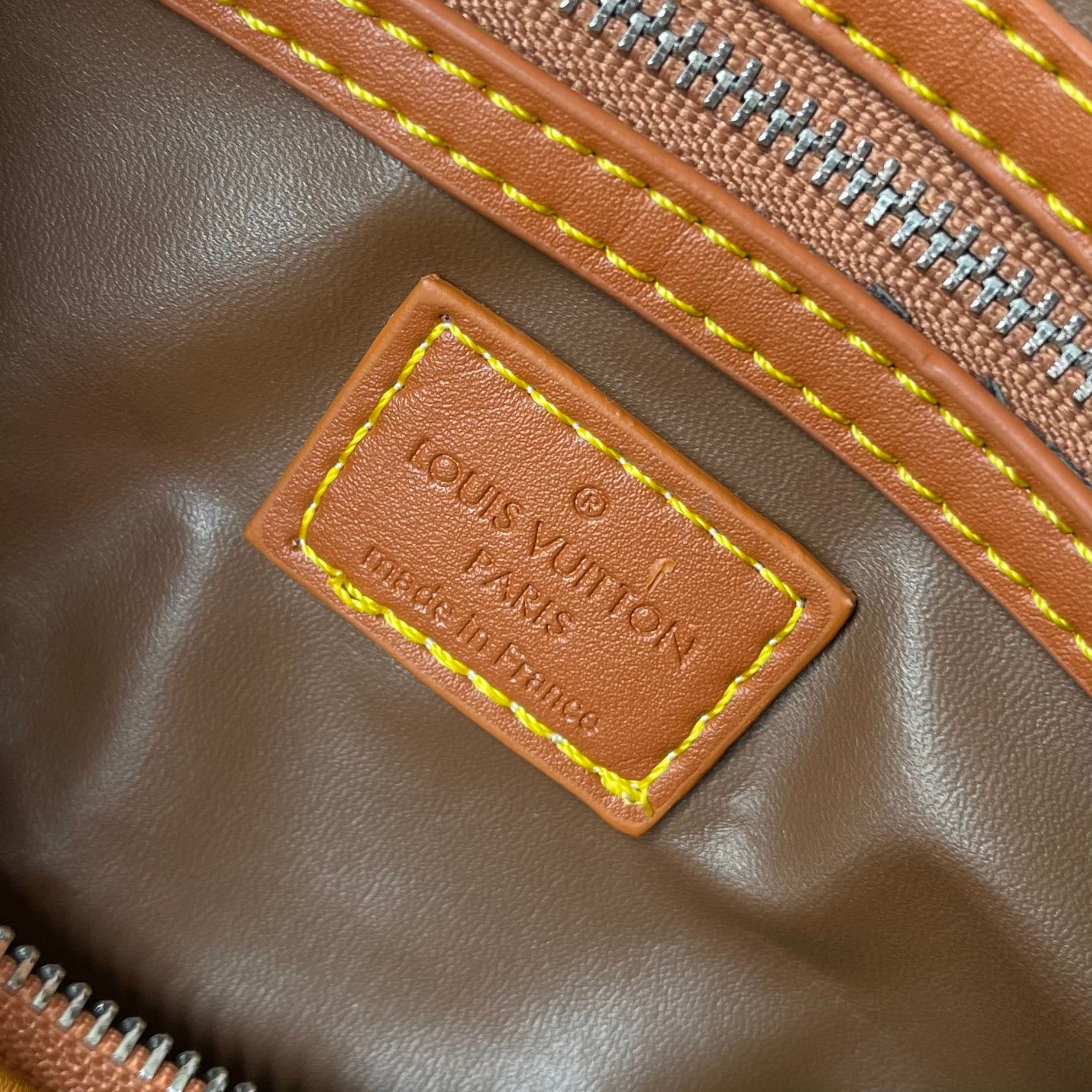 Louis Vuitton Cream Product M89119