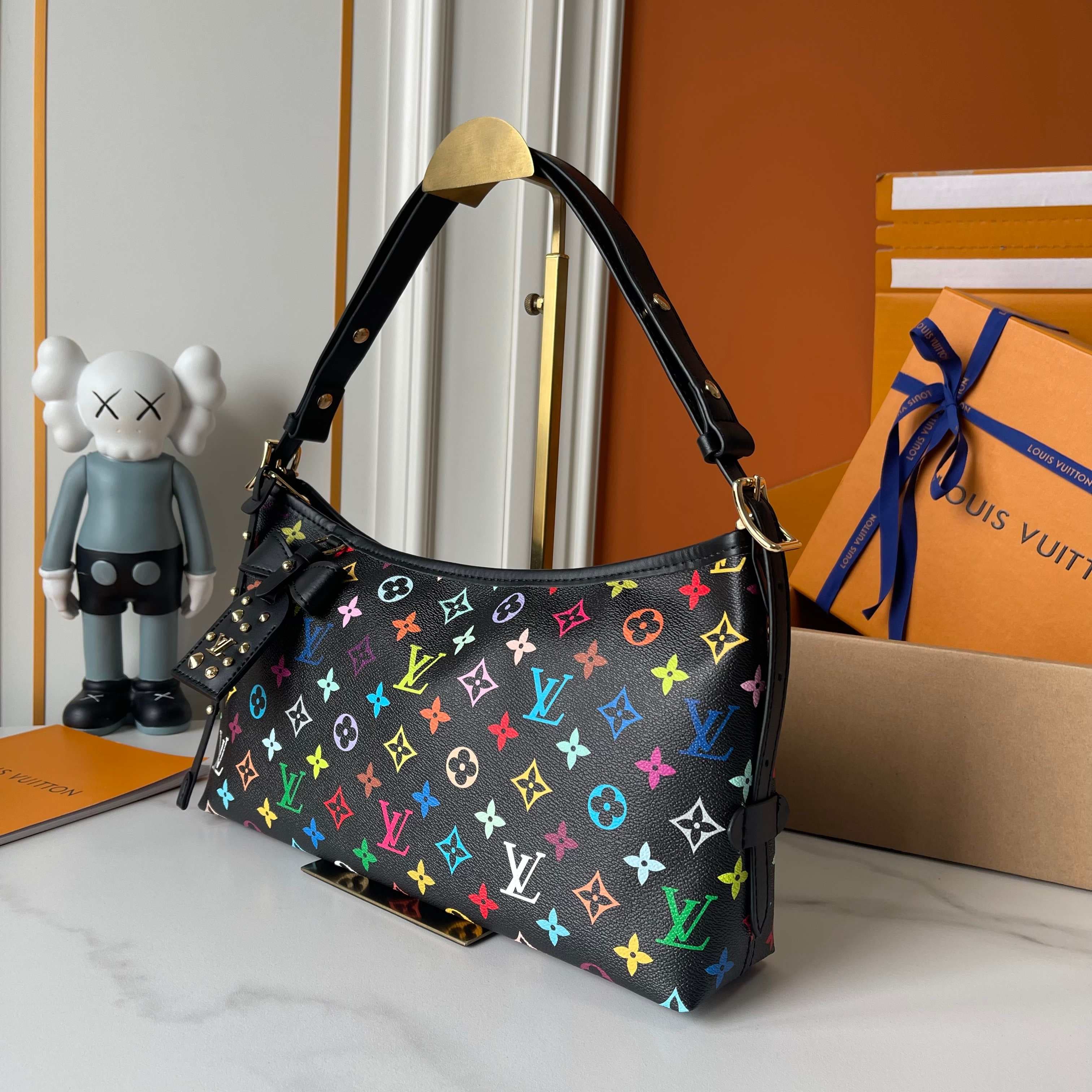 Louis Vuitton Product M27578
