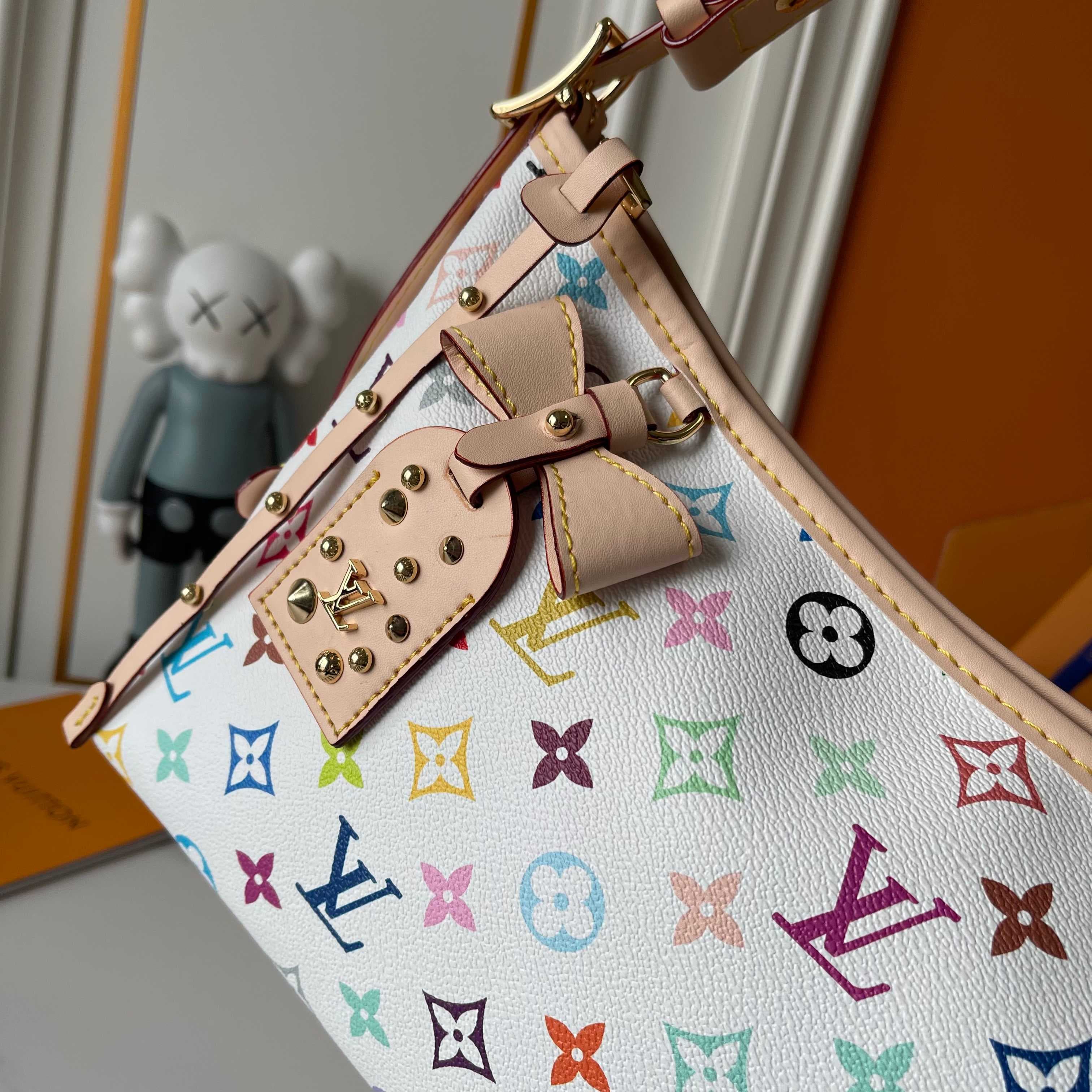 Louis Vuitton Product M27578