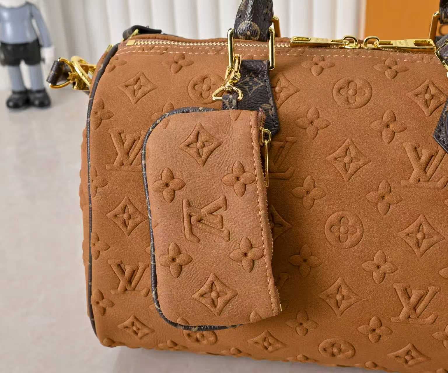 Louis Vuitton Grey Wallet M15225