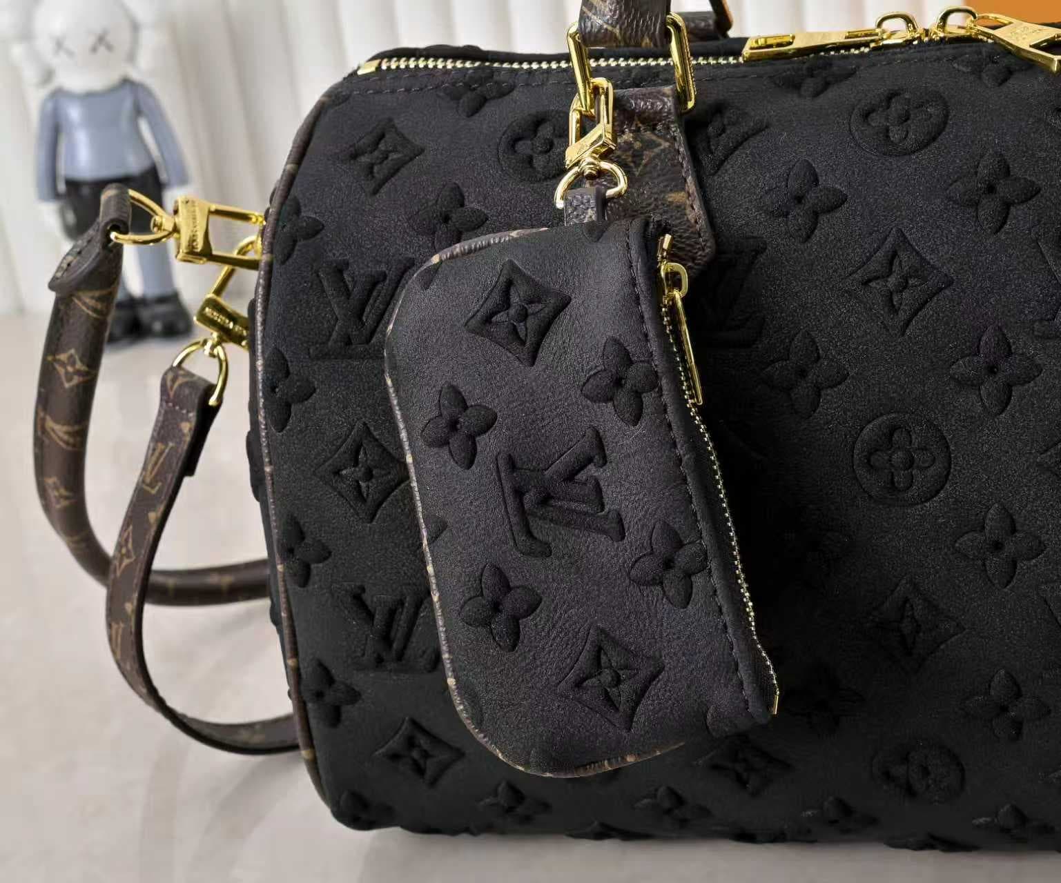 Louis Vuitton Grey Wallet M15225