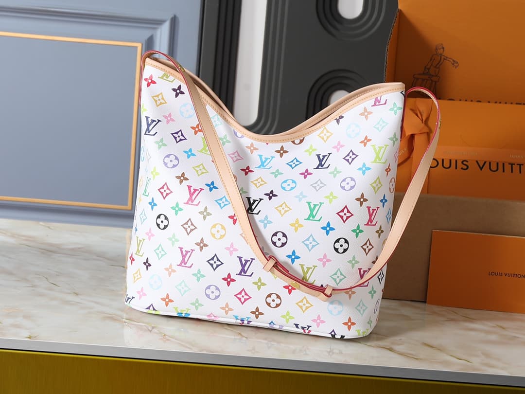 Louis Vuitton Product M27582