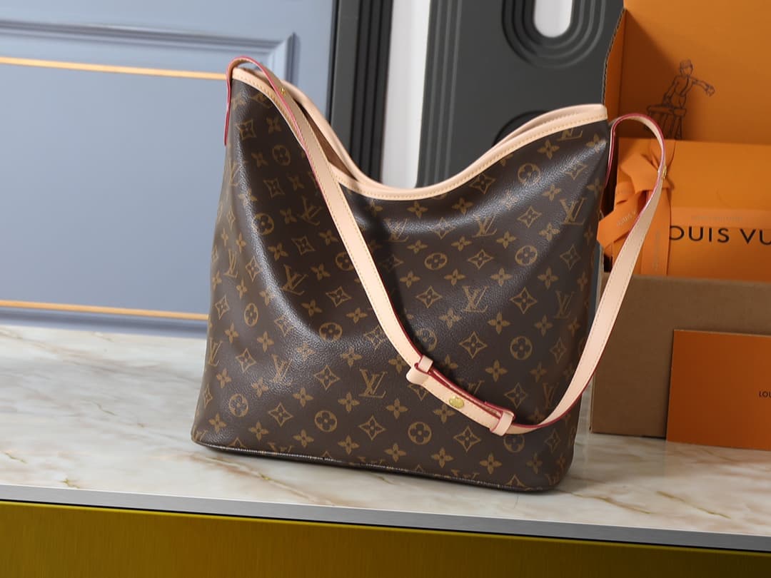Louis Vuitton Product M27582