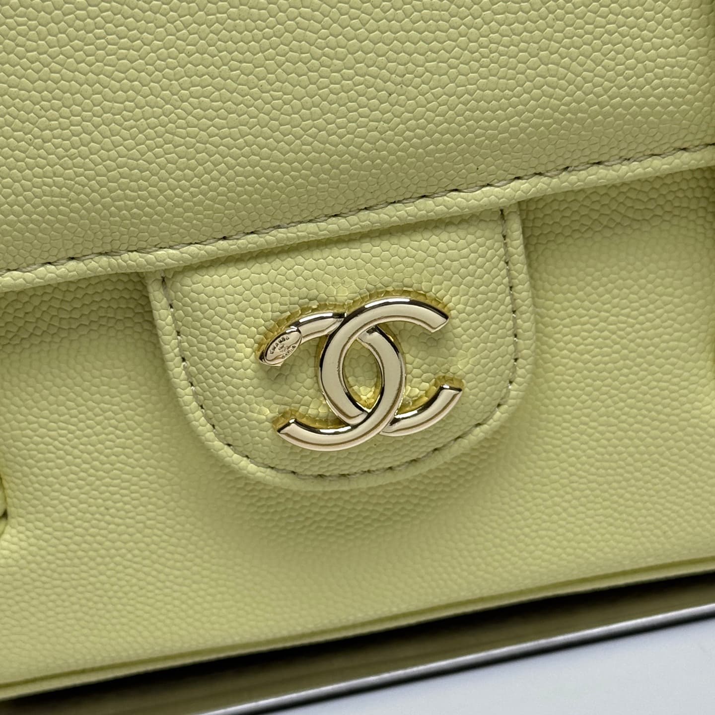 Chanel Shoulder Bag 6330