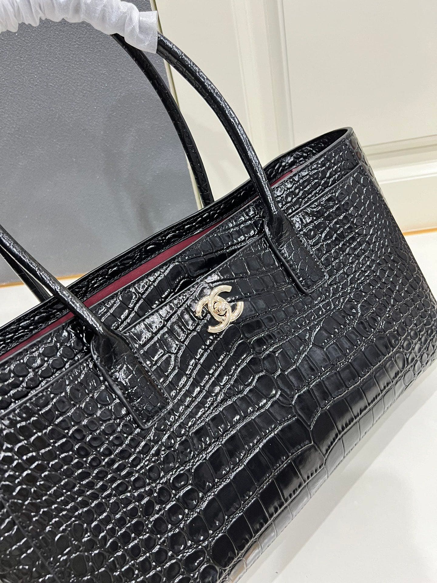 Chanel White Shoulder Bag 1A010