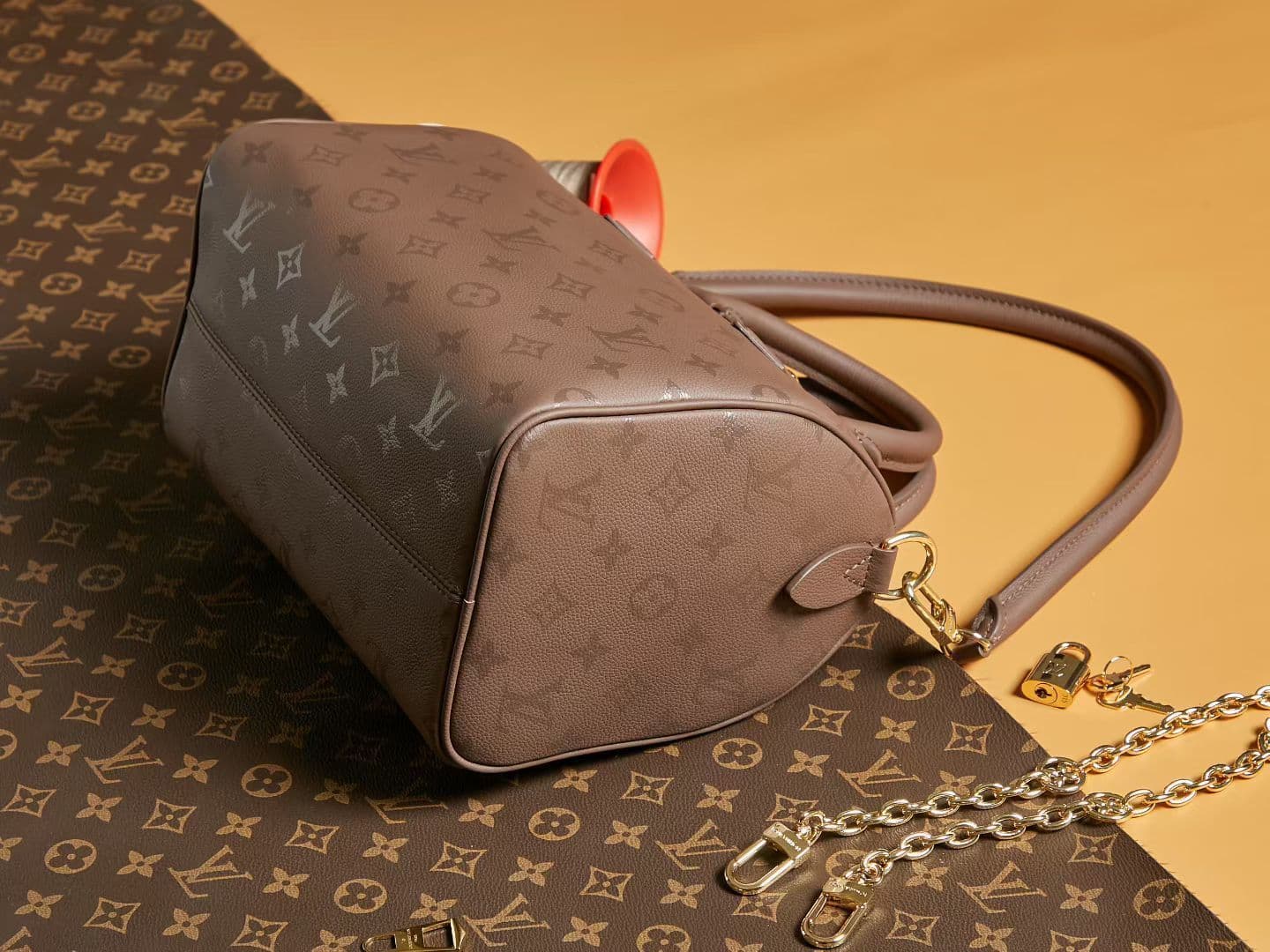 Louis Vuitton Black Bag M26691