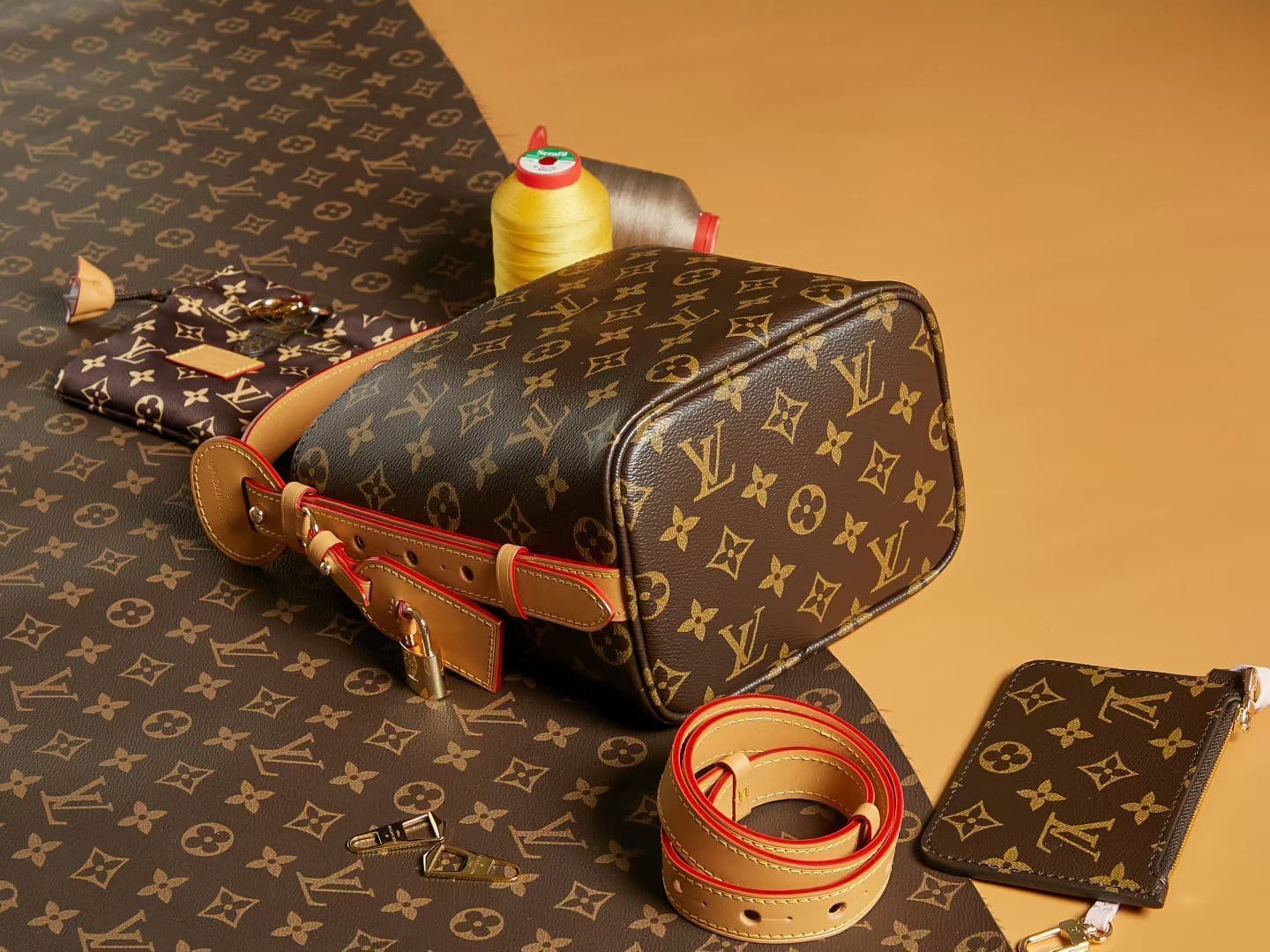 Louis Vuitton Cream Crossbody Bag M26642