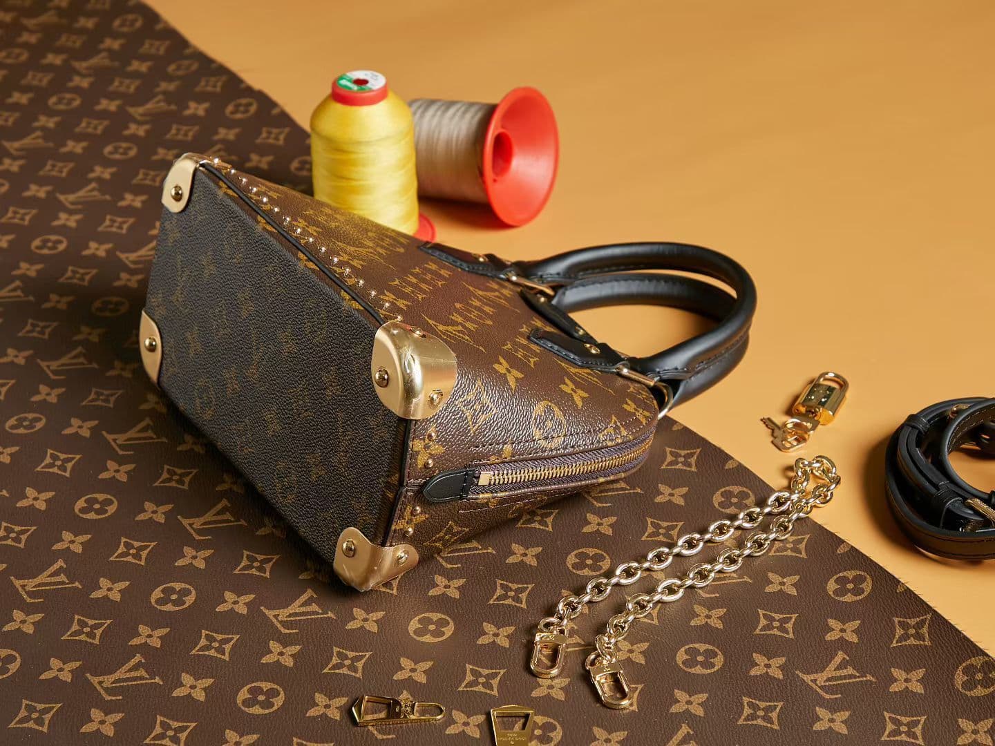 Louis Vuitton Bag M26084