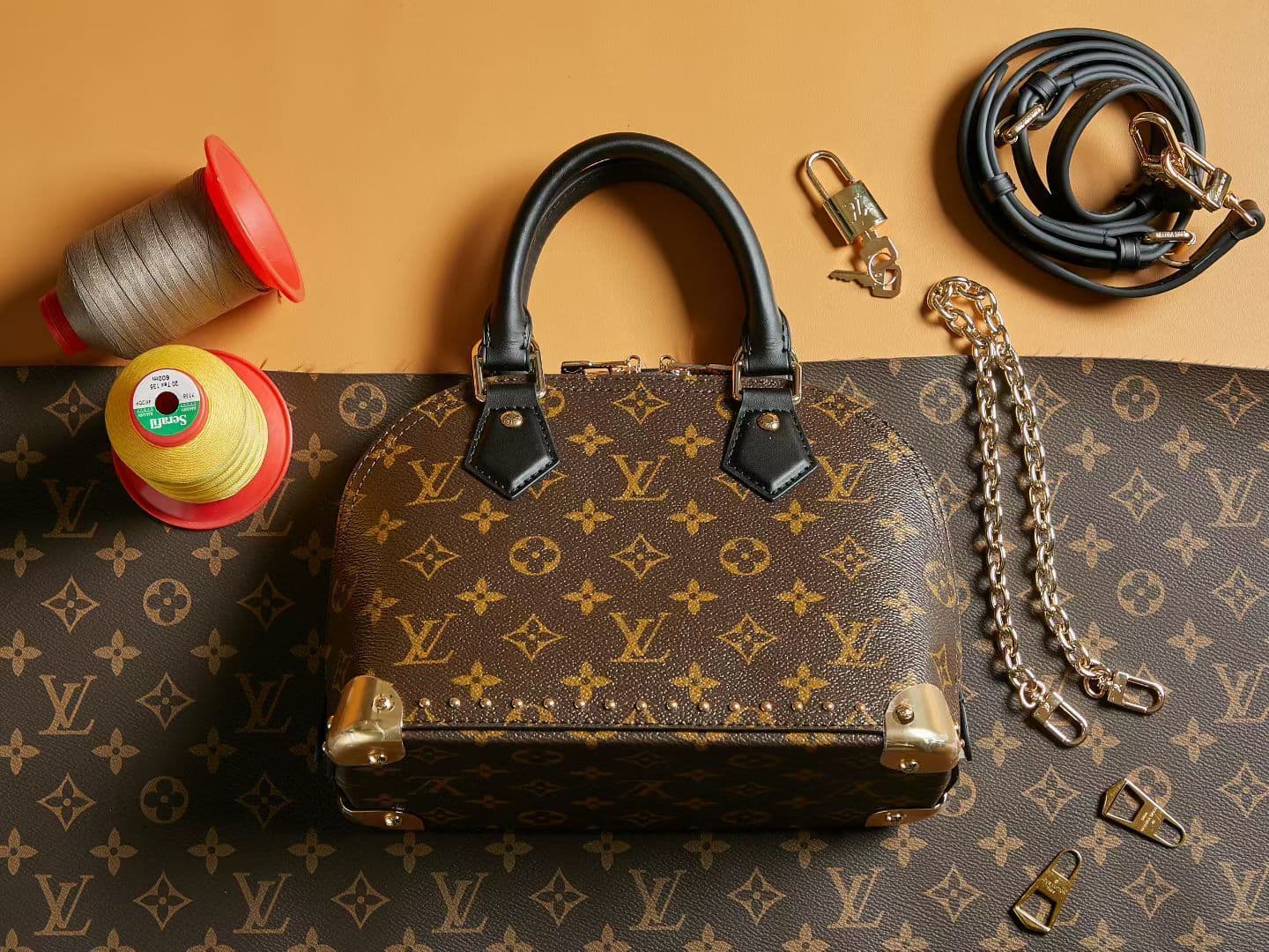 Louis Vuitton Bag M26084